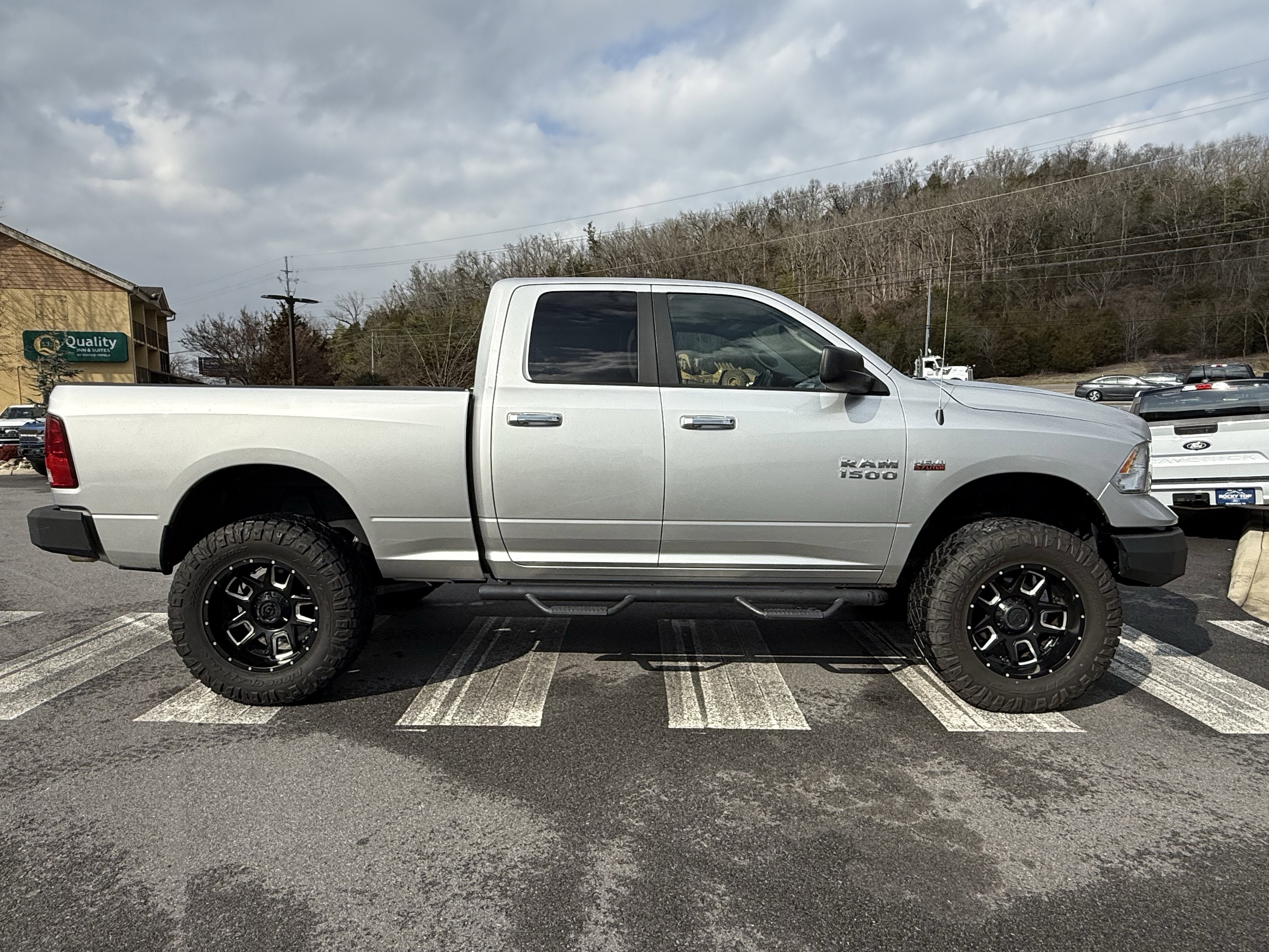 2015 RAM 1500 SLT