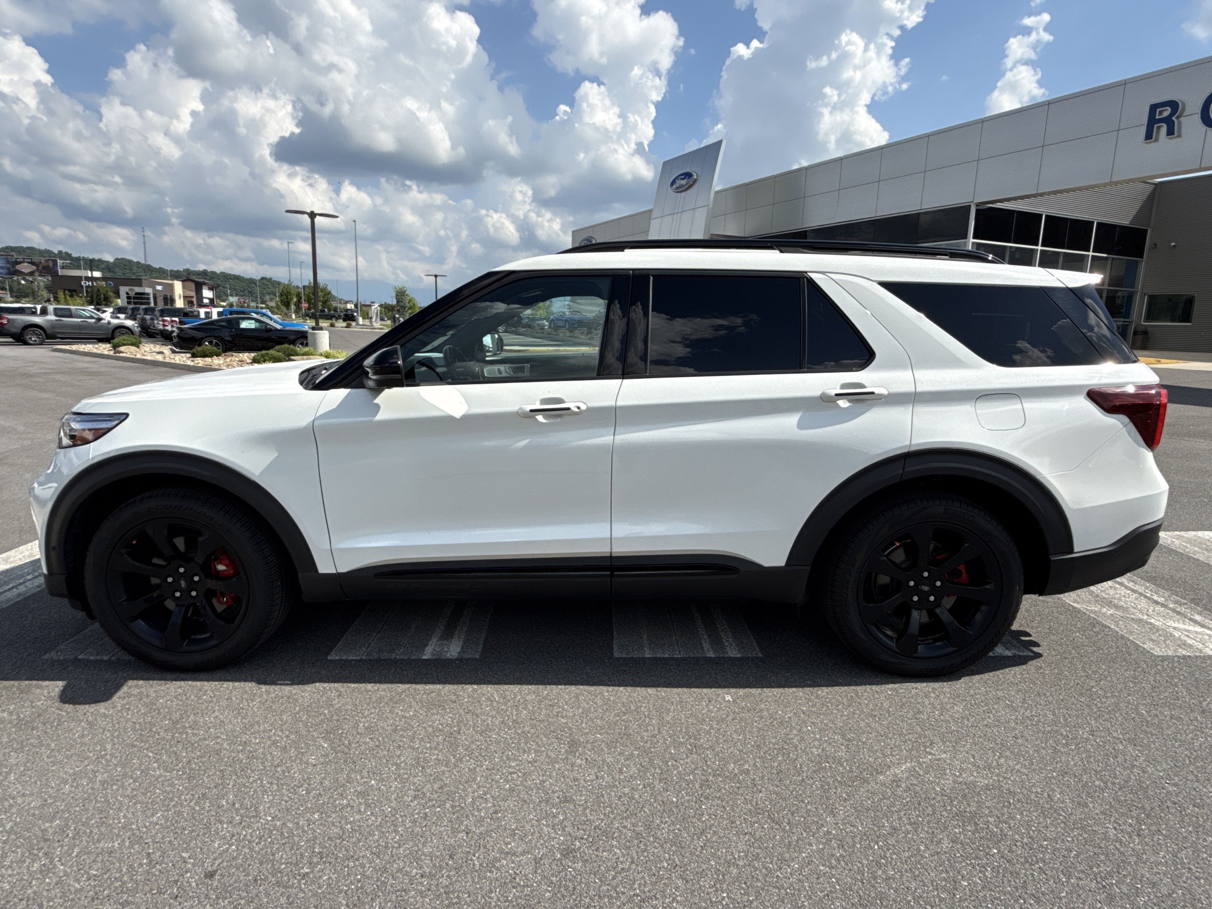 2020 Ford Explorer ST