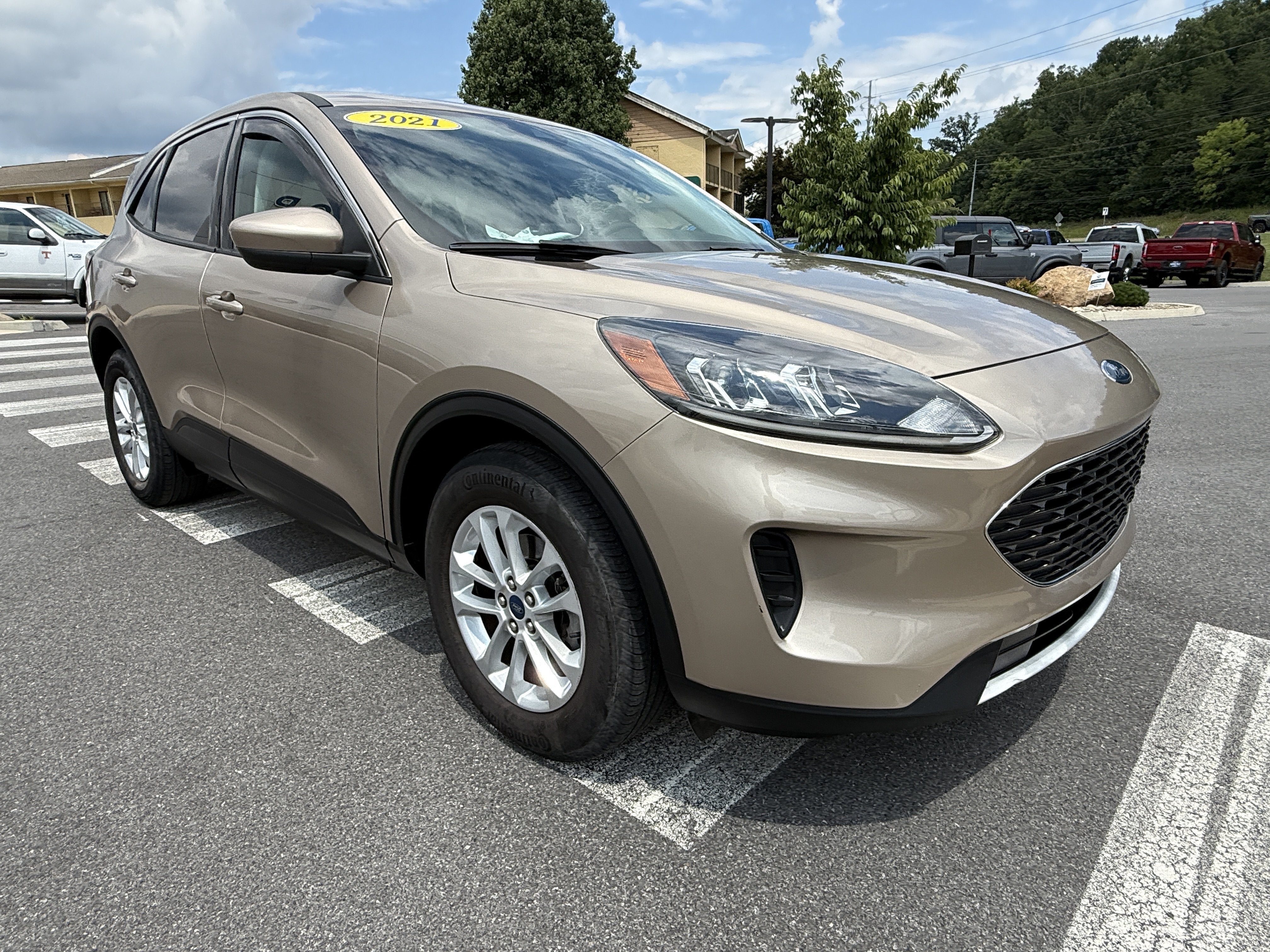 2021 Ford Escape SE