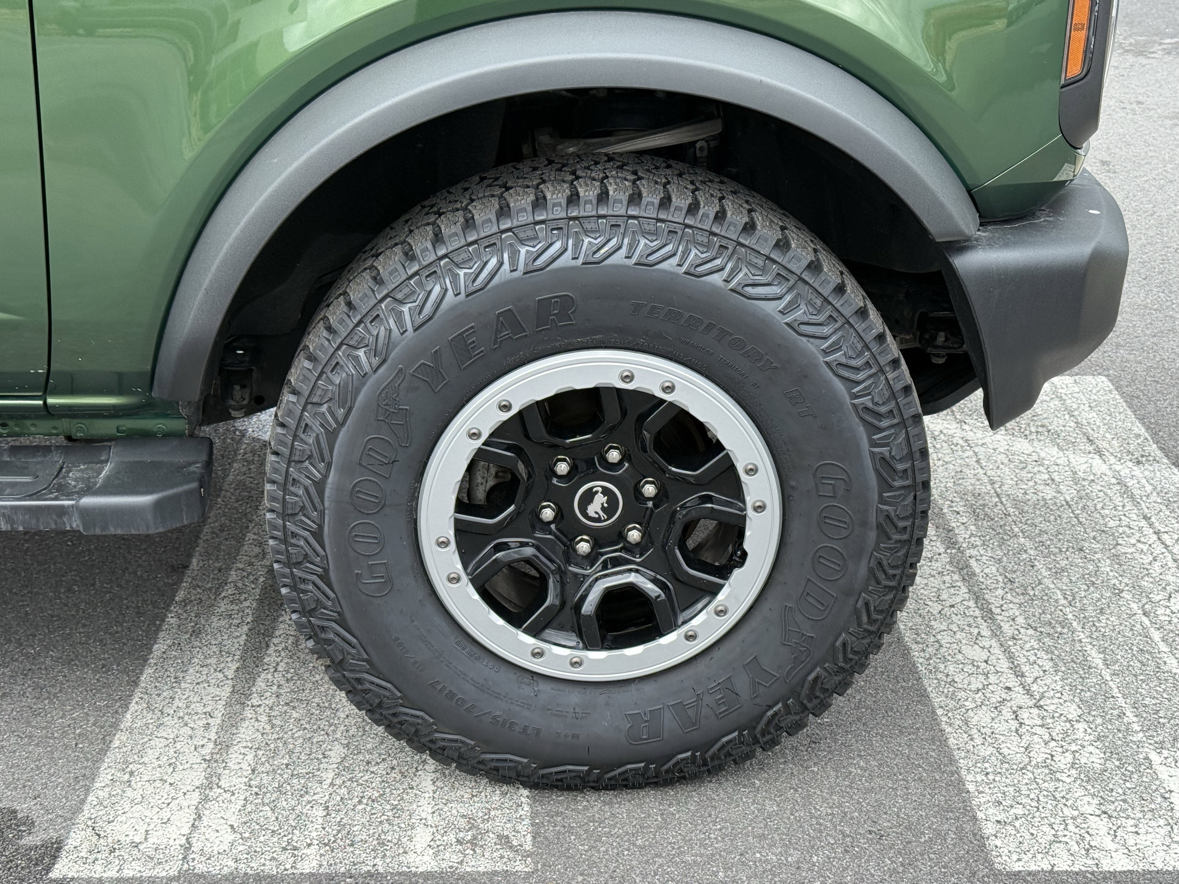 2023 Ford Bronco Base