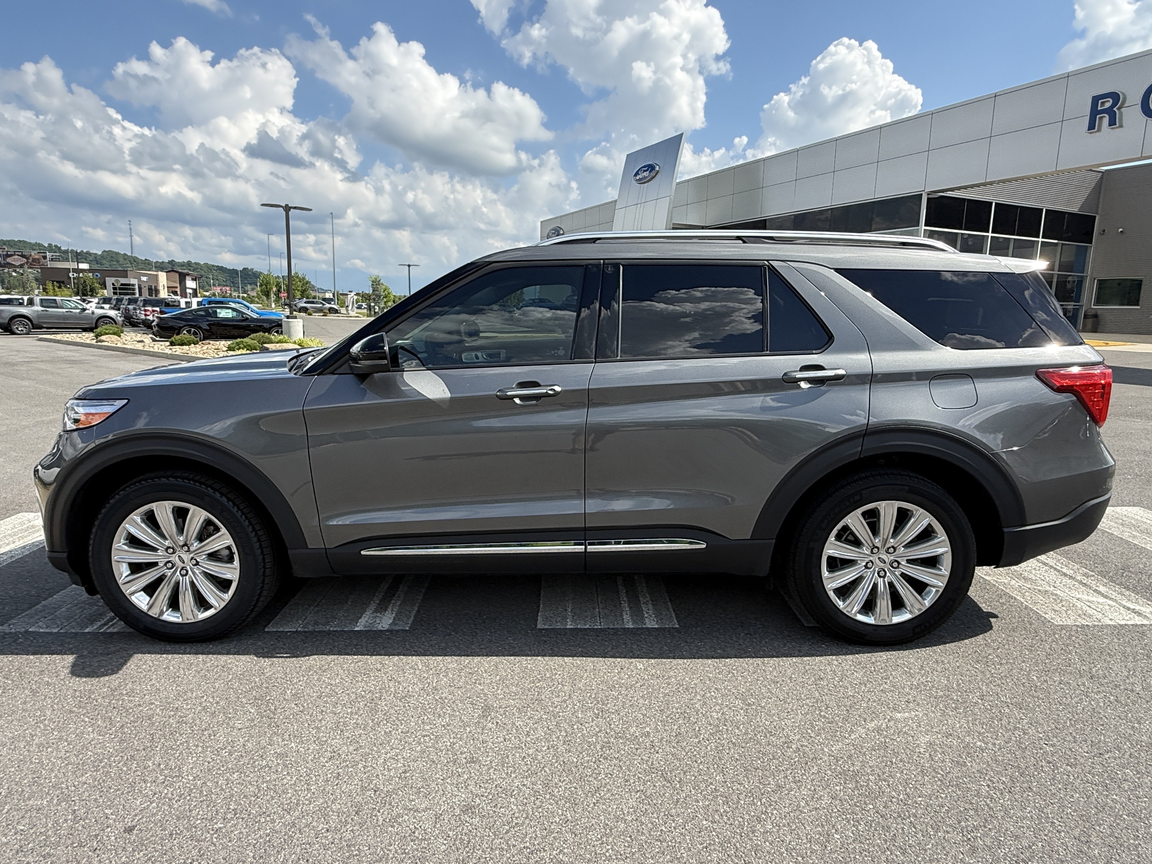 2022 Ford Explorer Limited