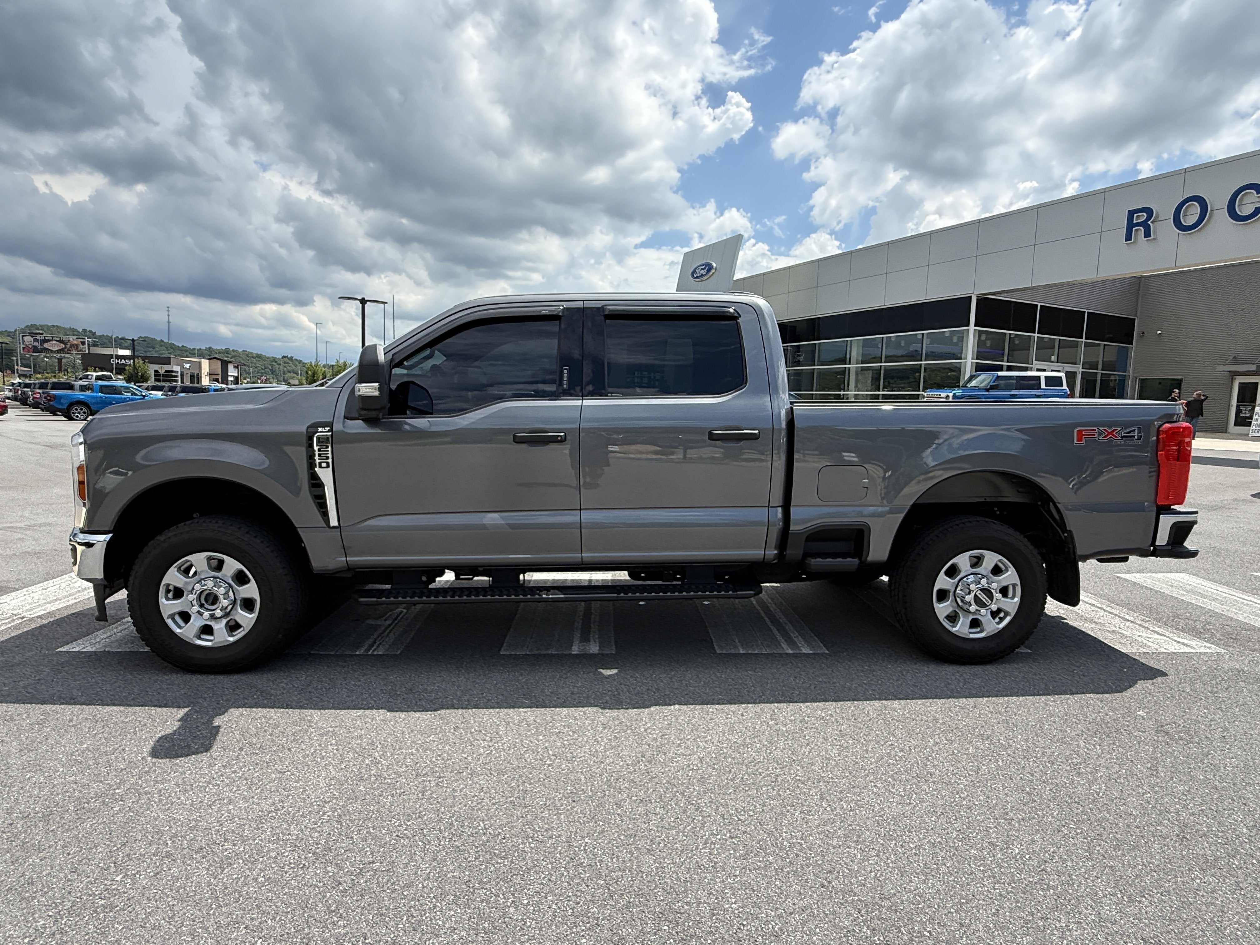 2024 Ford Super Duty F-250 SRW XLT