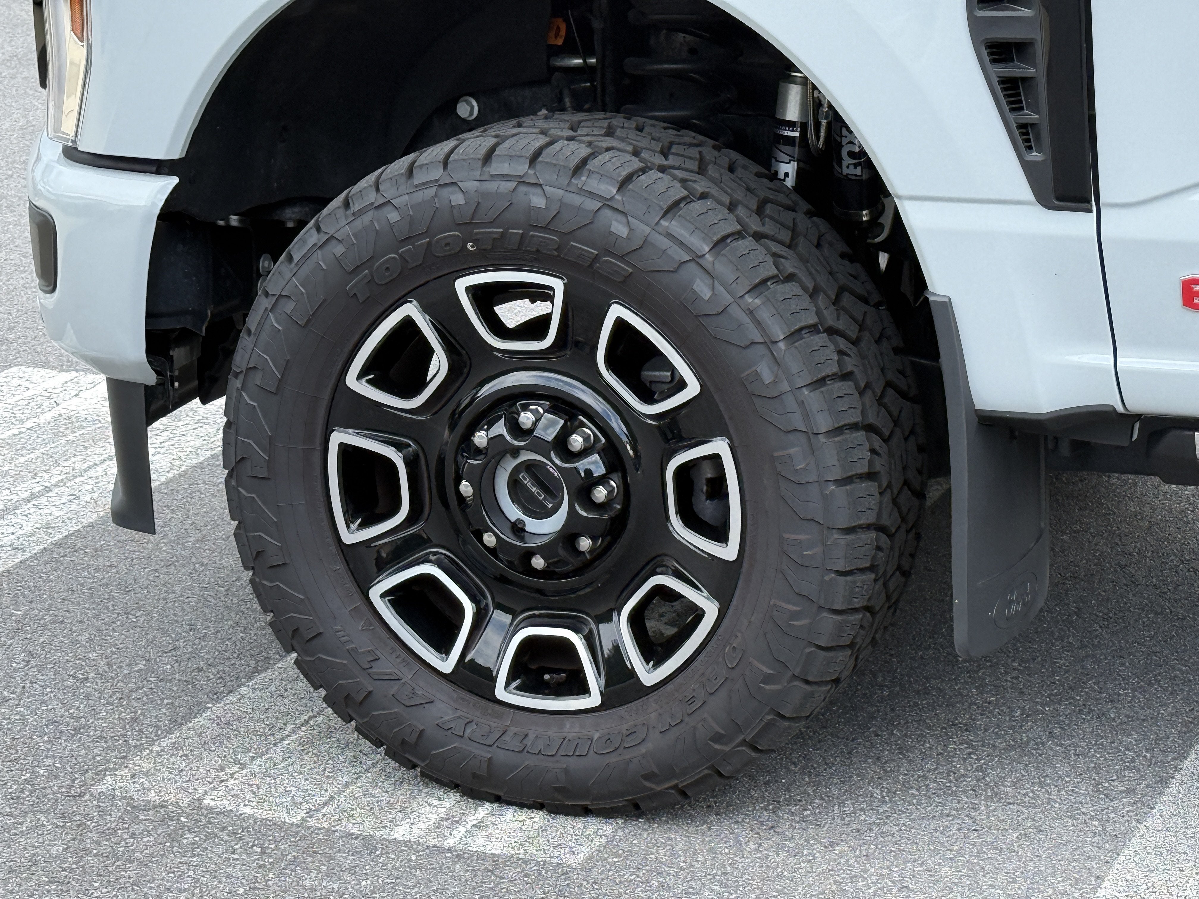 2026 Ford Super Duty F-250 SRW Platinum