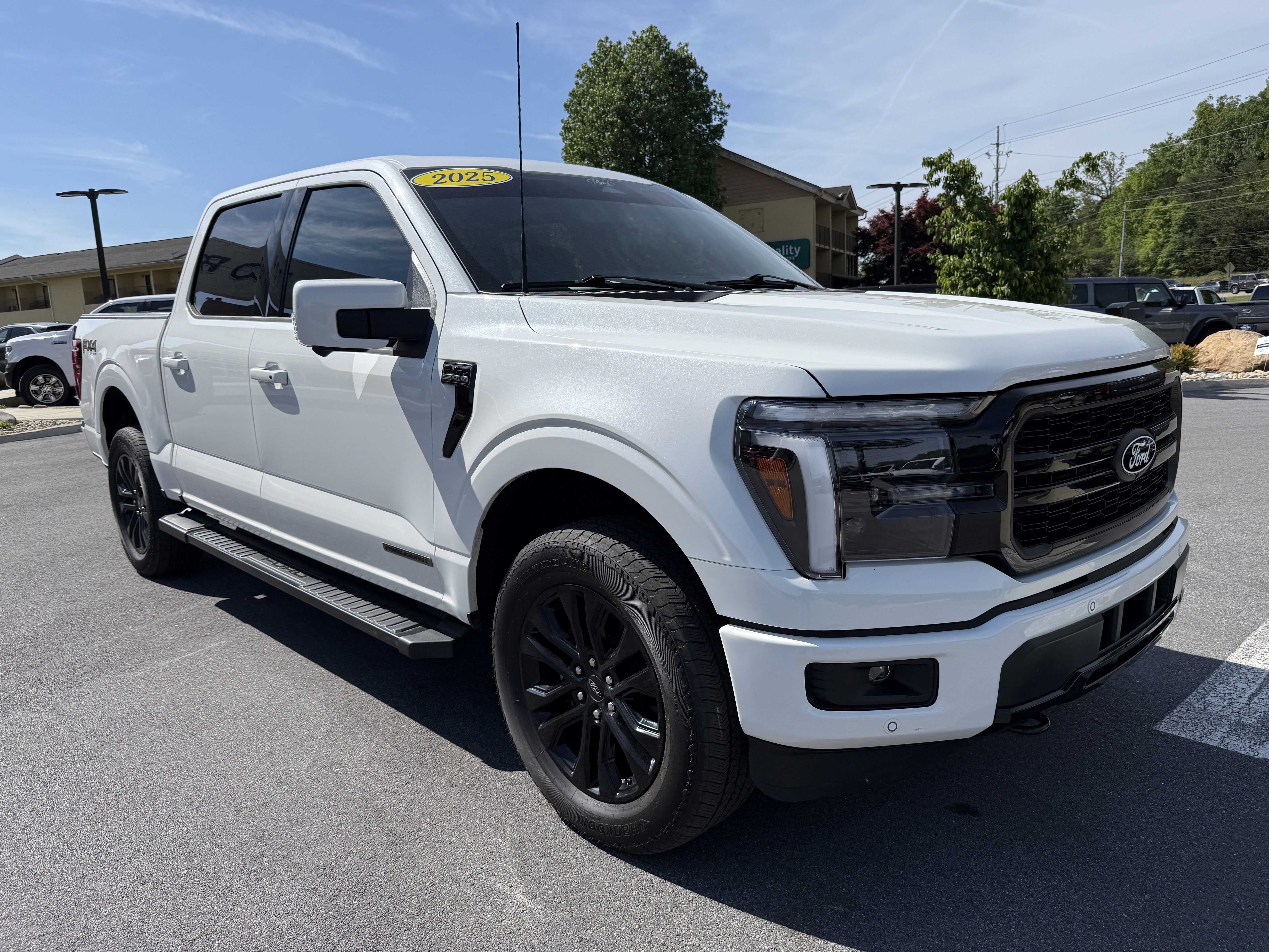 2025 Ford F-150 LARIAT