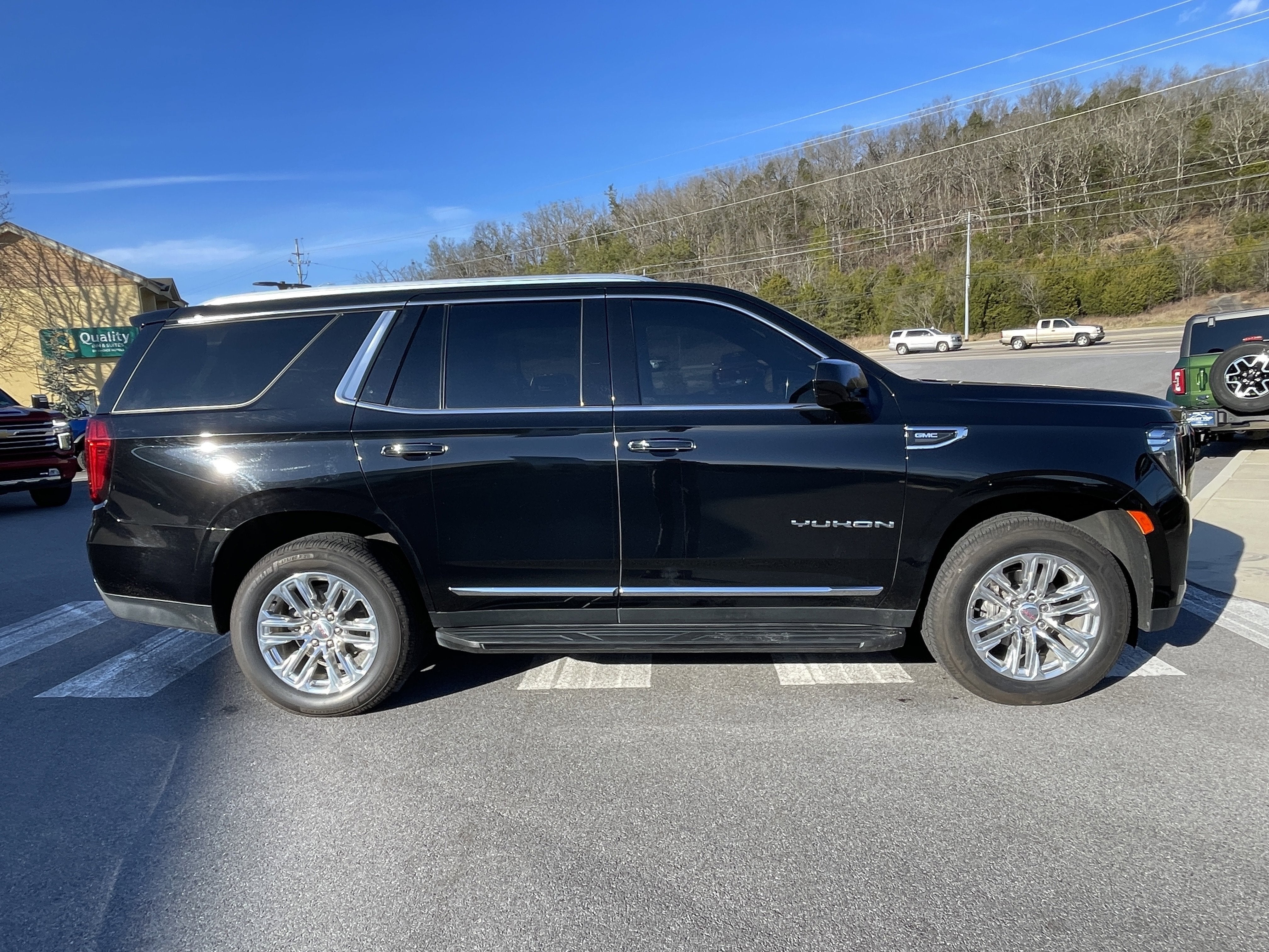2021 GMC Yukon SLT