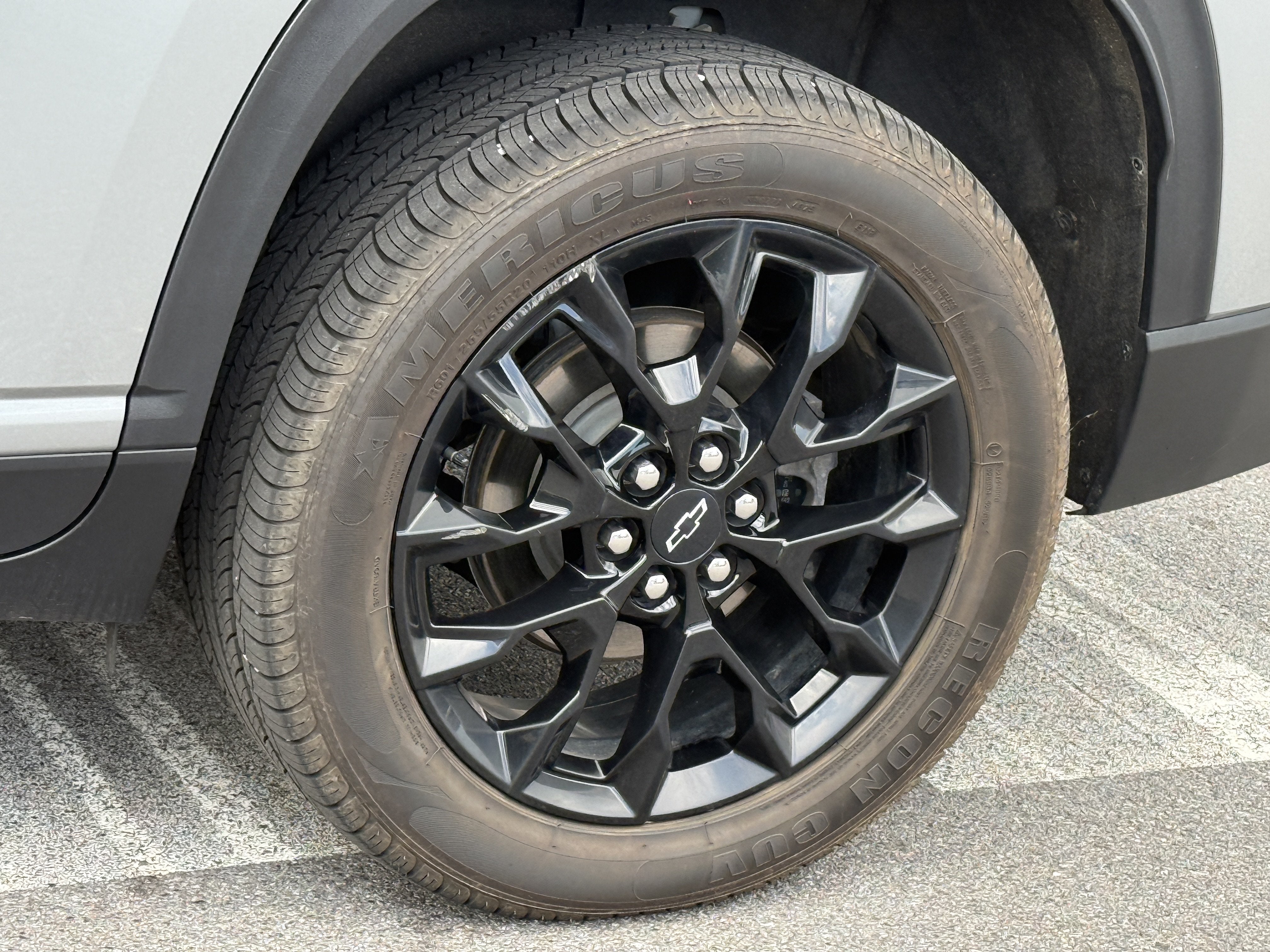 2024 Chevrolet Traverse FWD LT