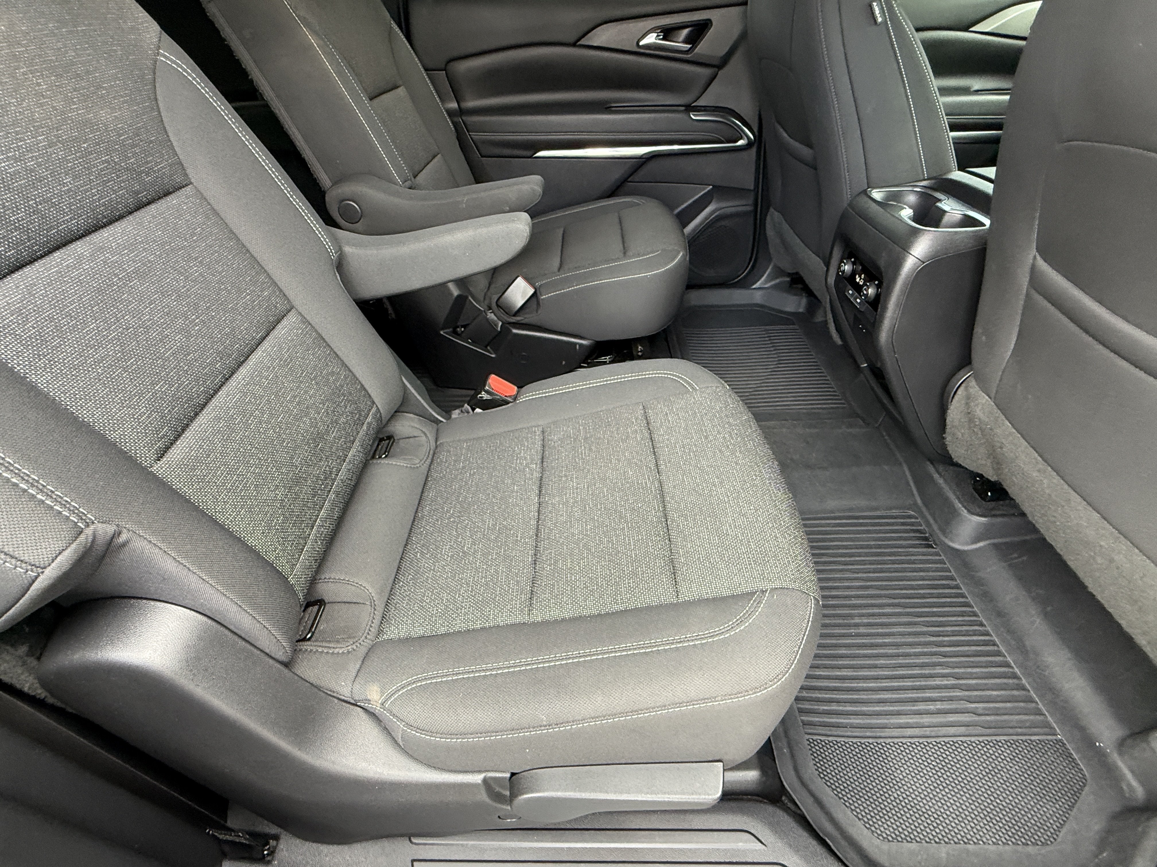 2024 Chevrolet Traverse FWD LT