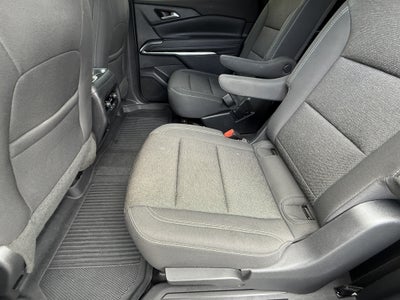 2024 Chevrolet Traverse FWD LT