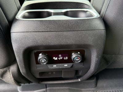 2024 Chevrolet Traverse FWD LT