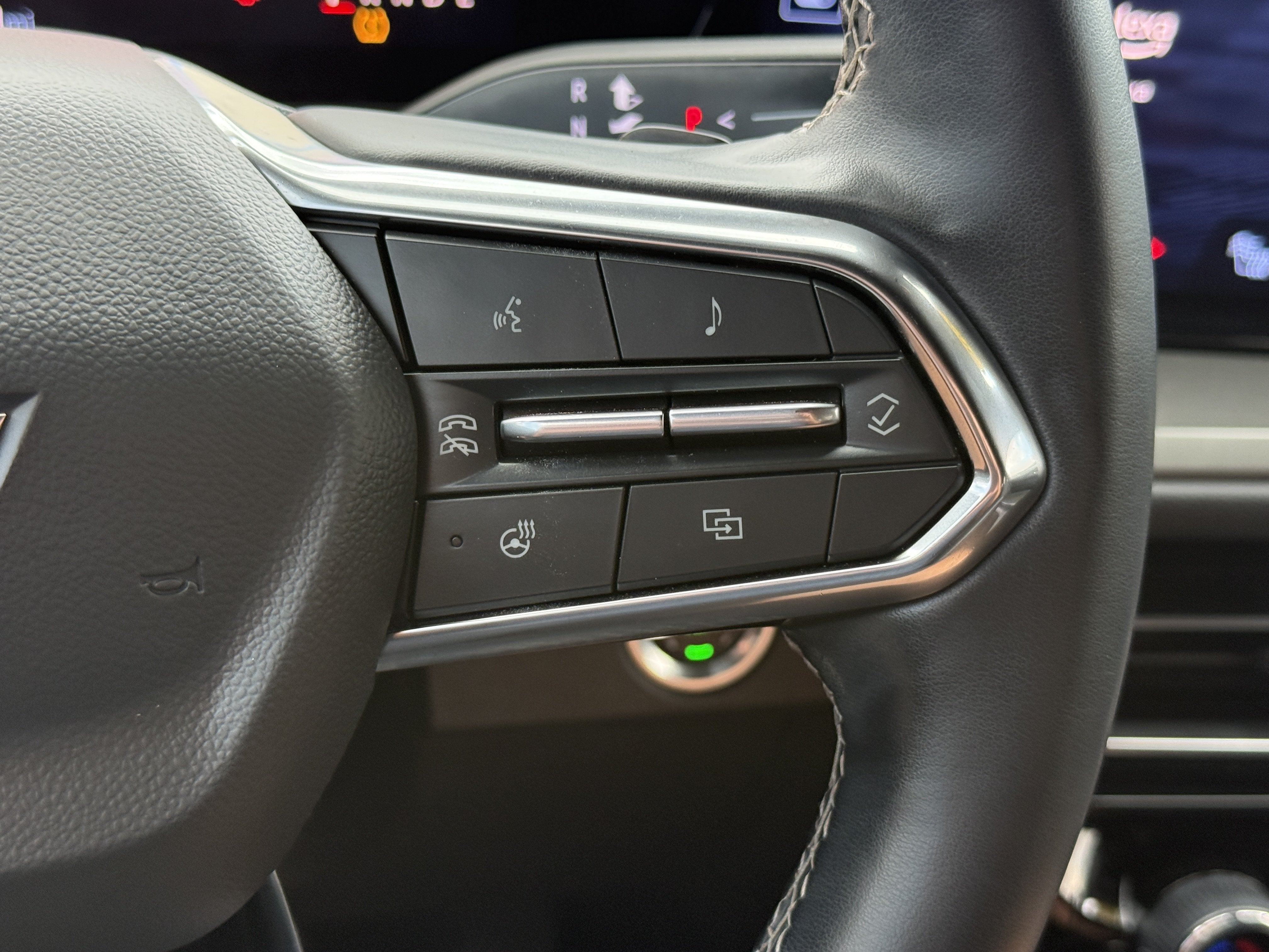 2024 Chevrolet Traverse FWD LT