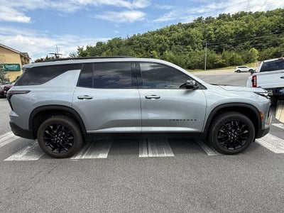2024 Chevrolet Traverse FWD LT