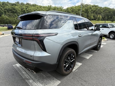 2024 Chevrolet Traverse FWD LT