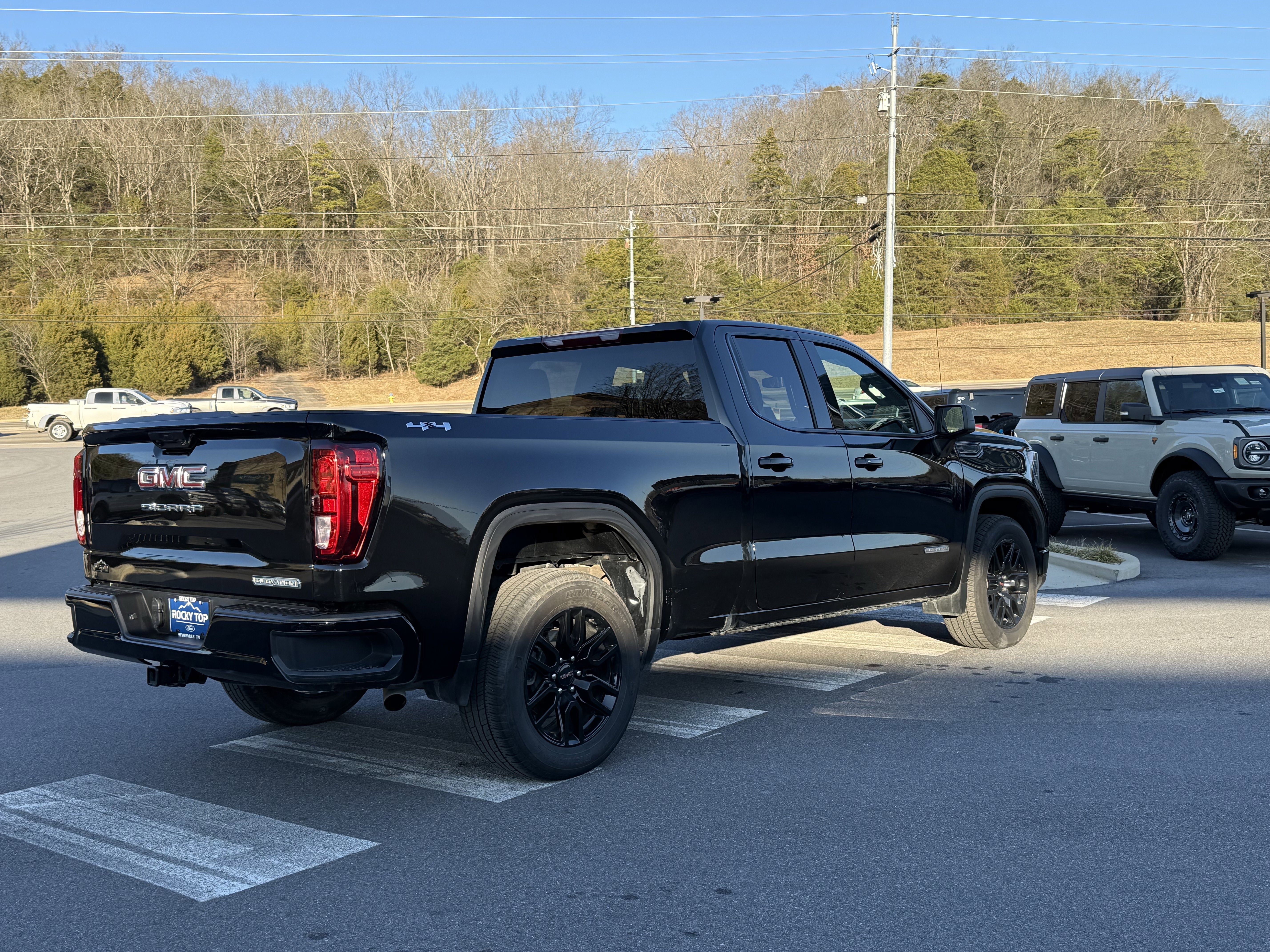 2024 GMC Sierra 1500 Elevation