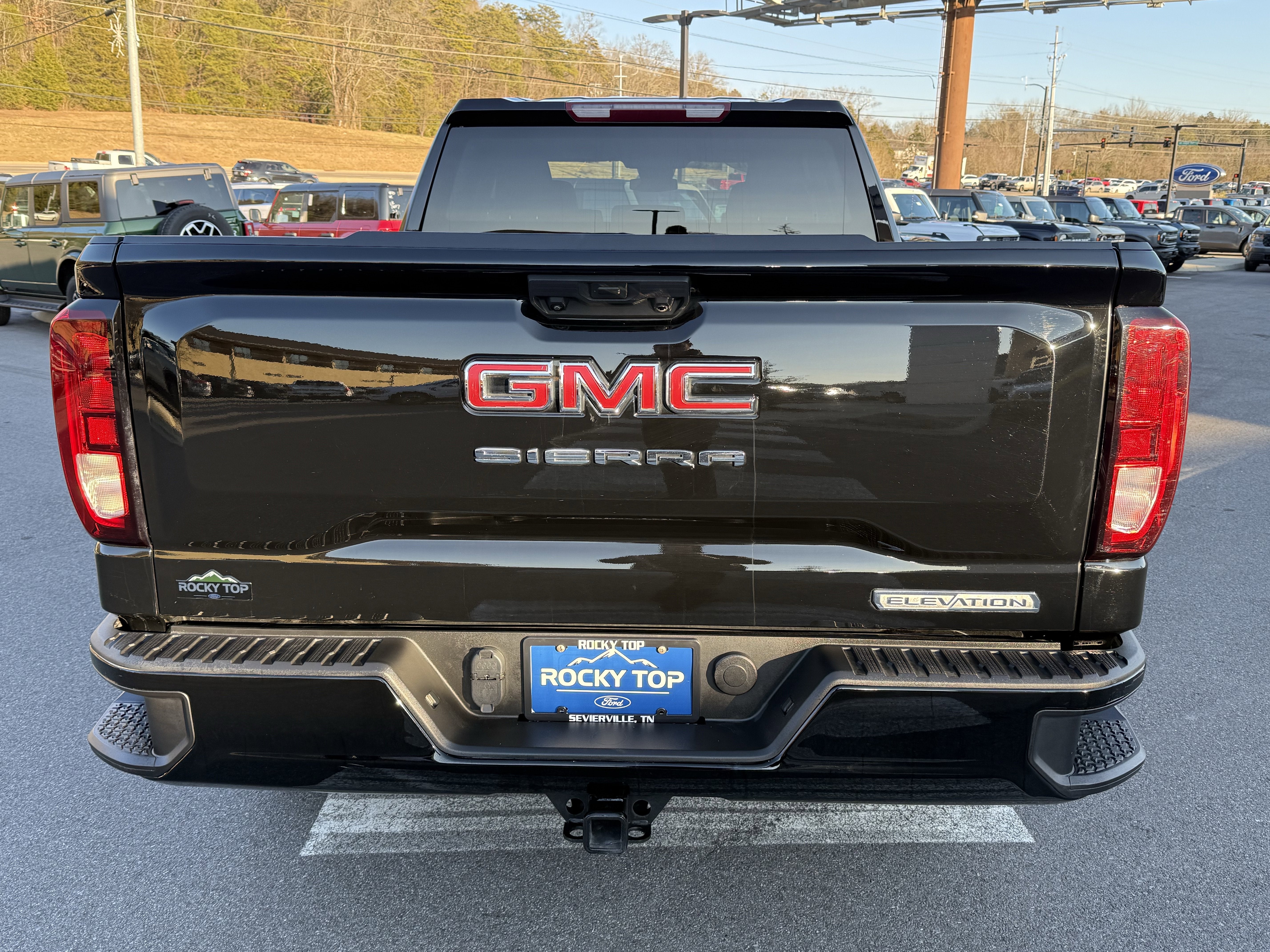 2024 GMC Sierra 1500 Elevation