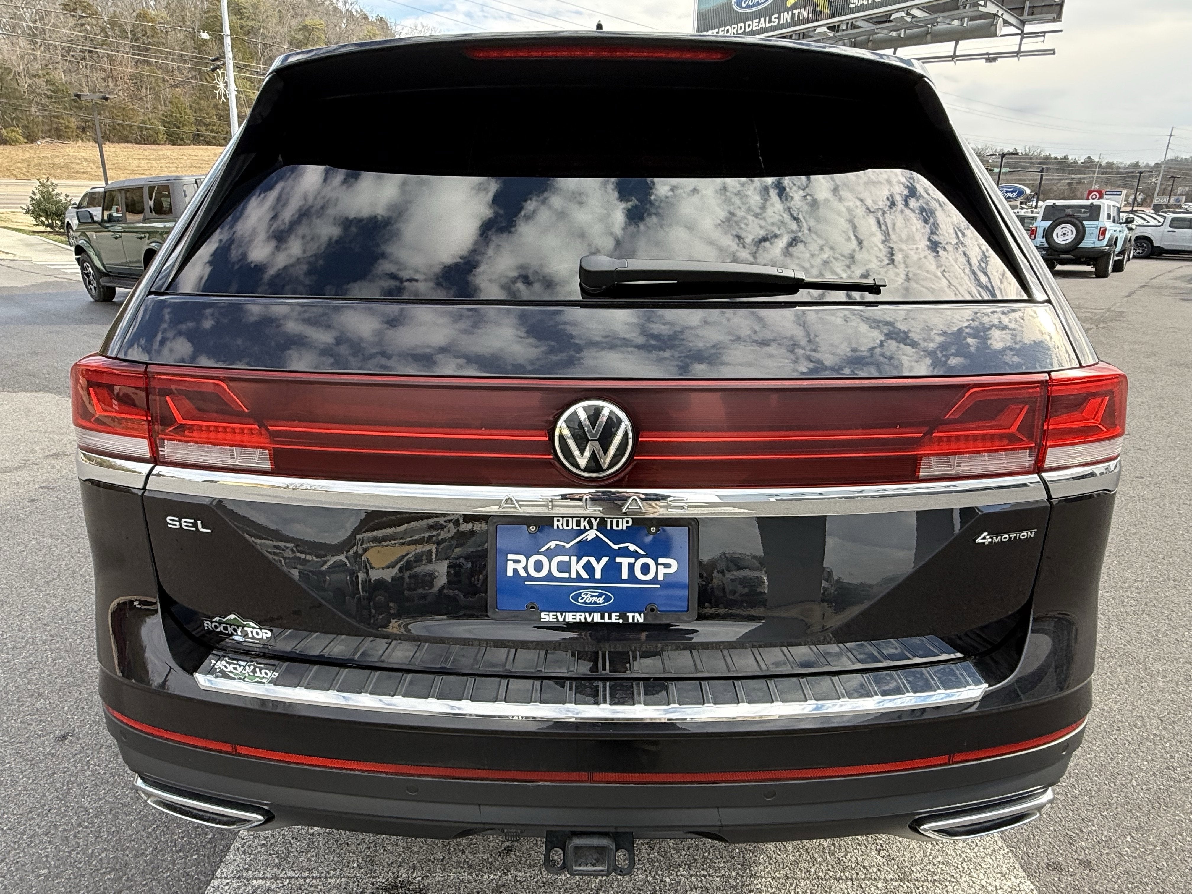 2024 Volkswagen Atlas 2.0T SEL