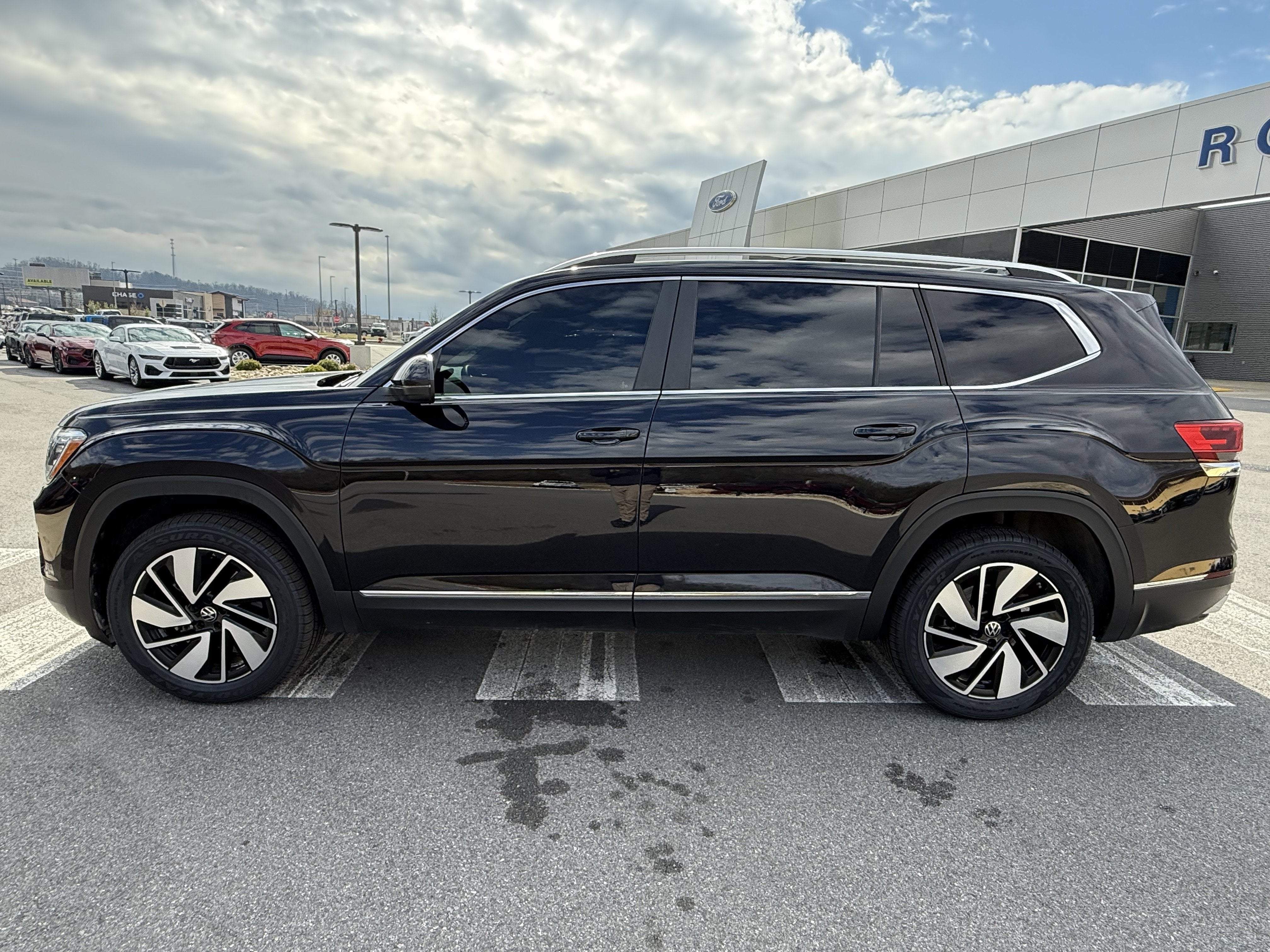 2024 Volkswagen Atlas 2.0T SEL