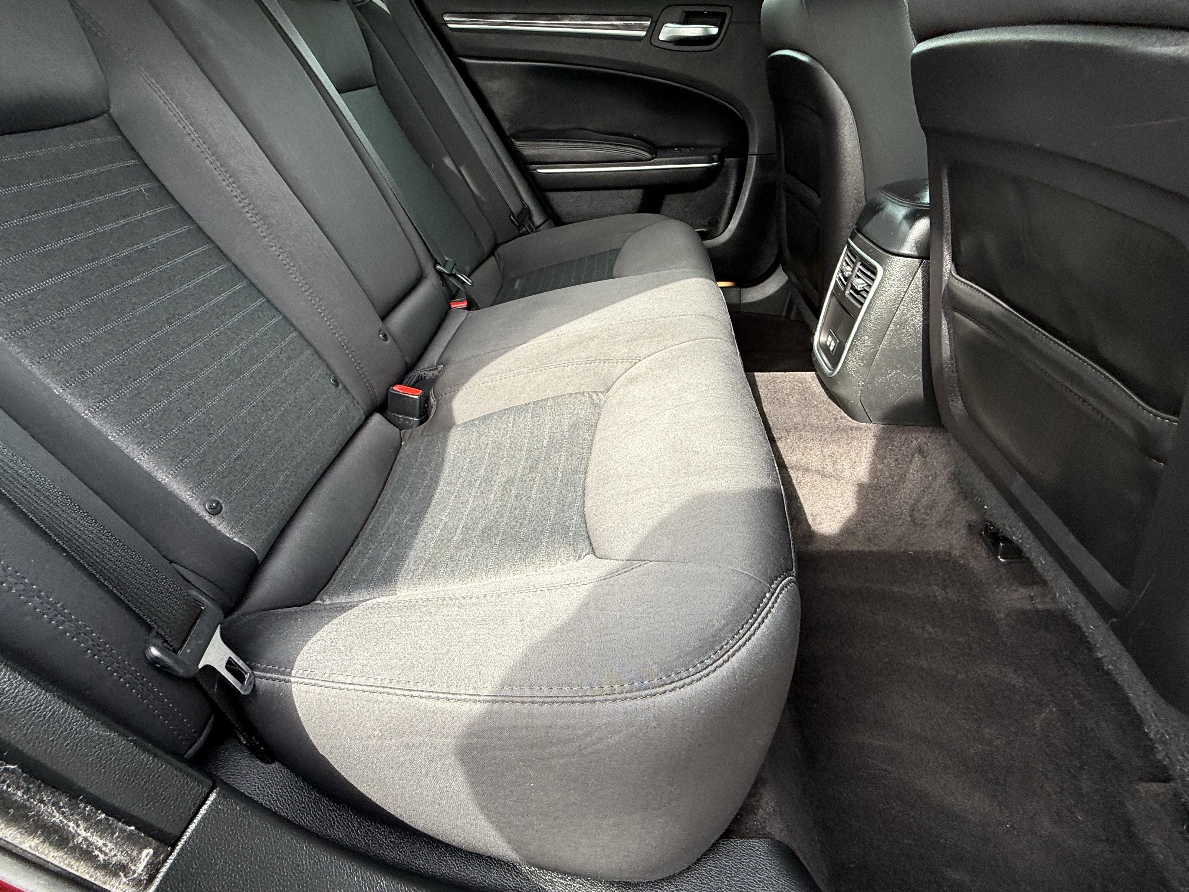 2018 Chrysler 300 Touring