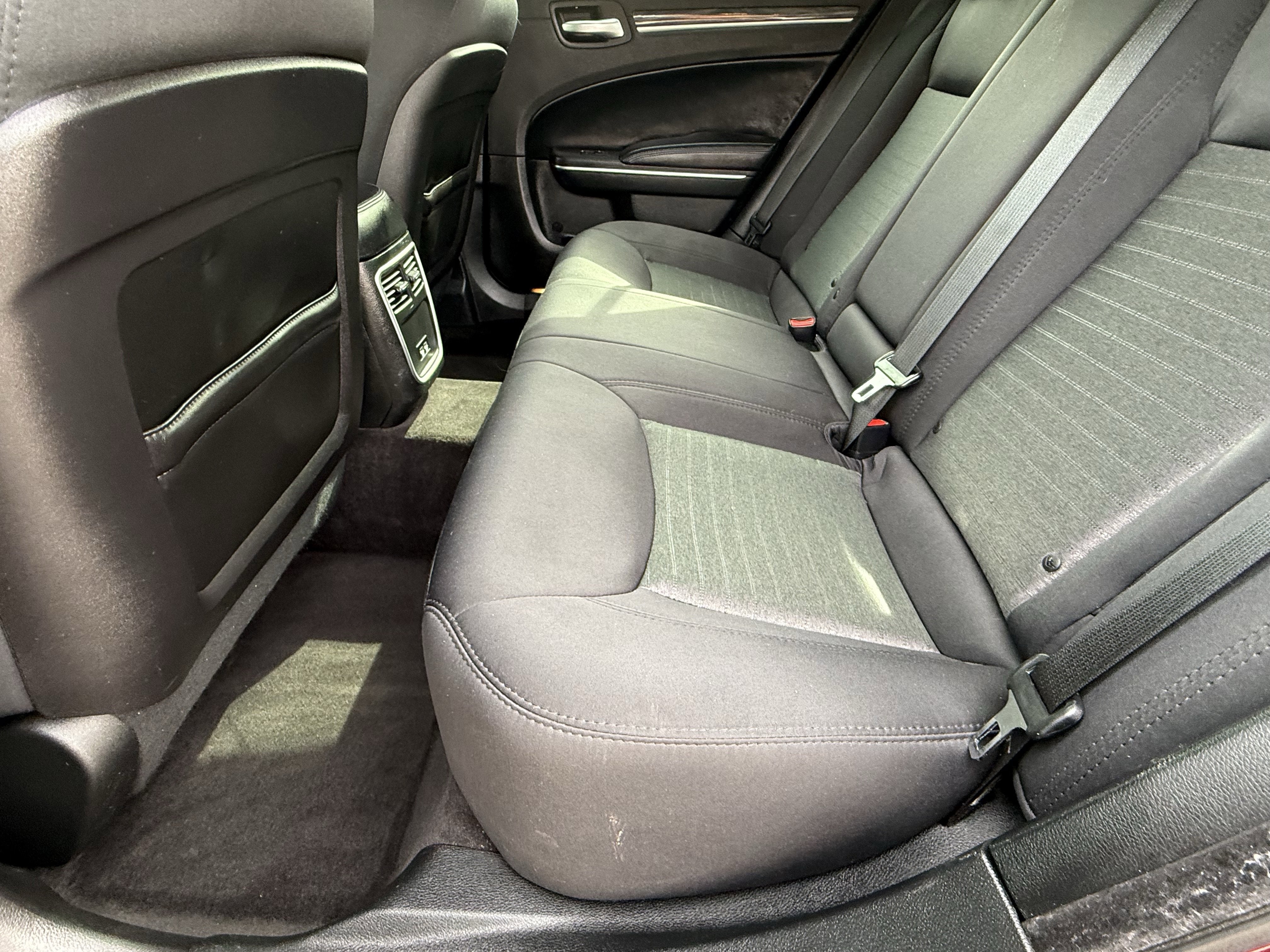 2018 Chrysler 300 Touring