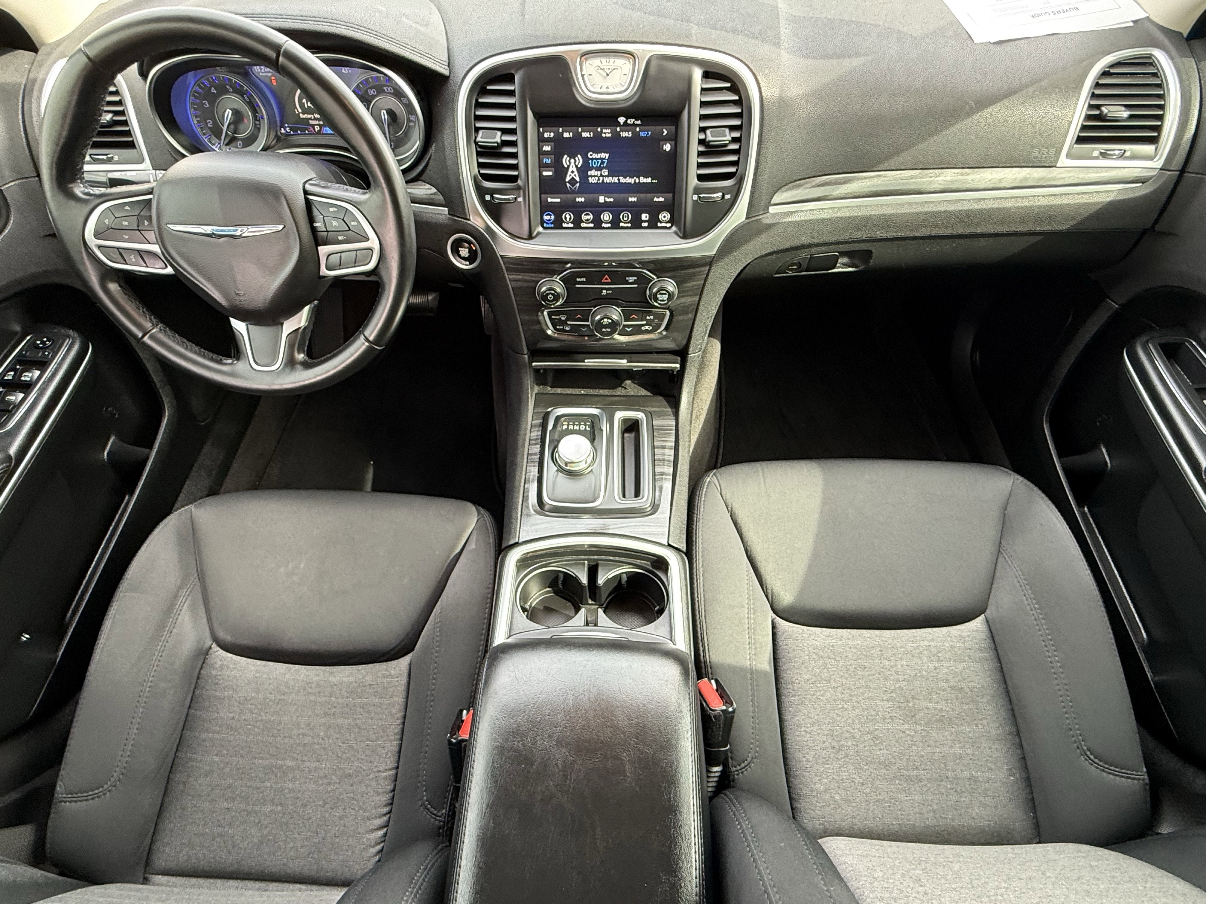 2018 Chrysler 300 Touring