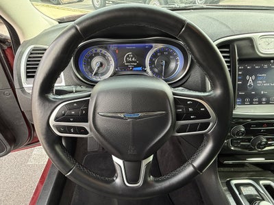 2018 Chrysler 300 Touring