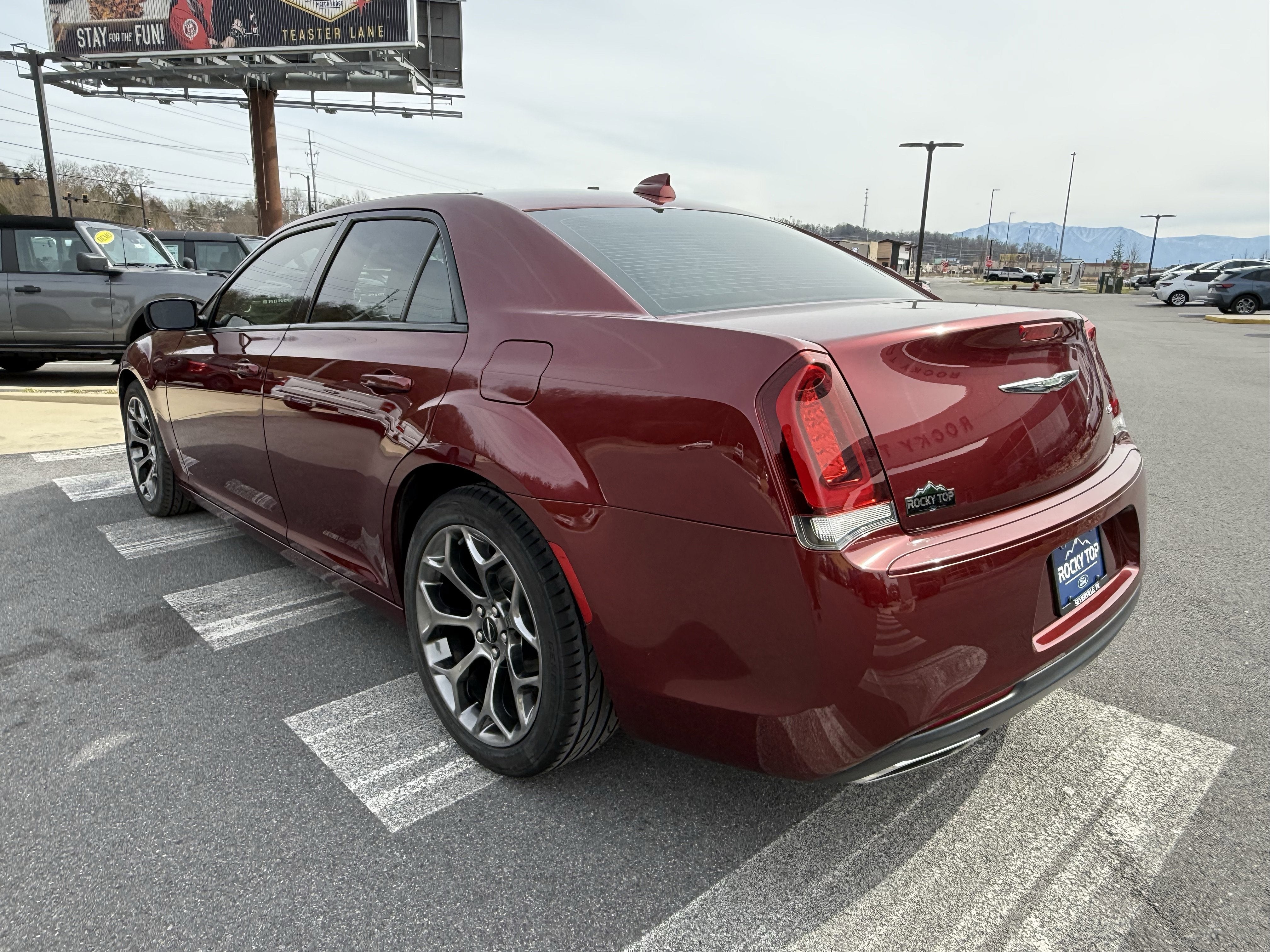 2018 Chrysler 300 Touring