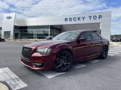2022 Chrysler 300 Touring L