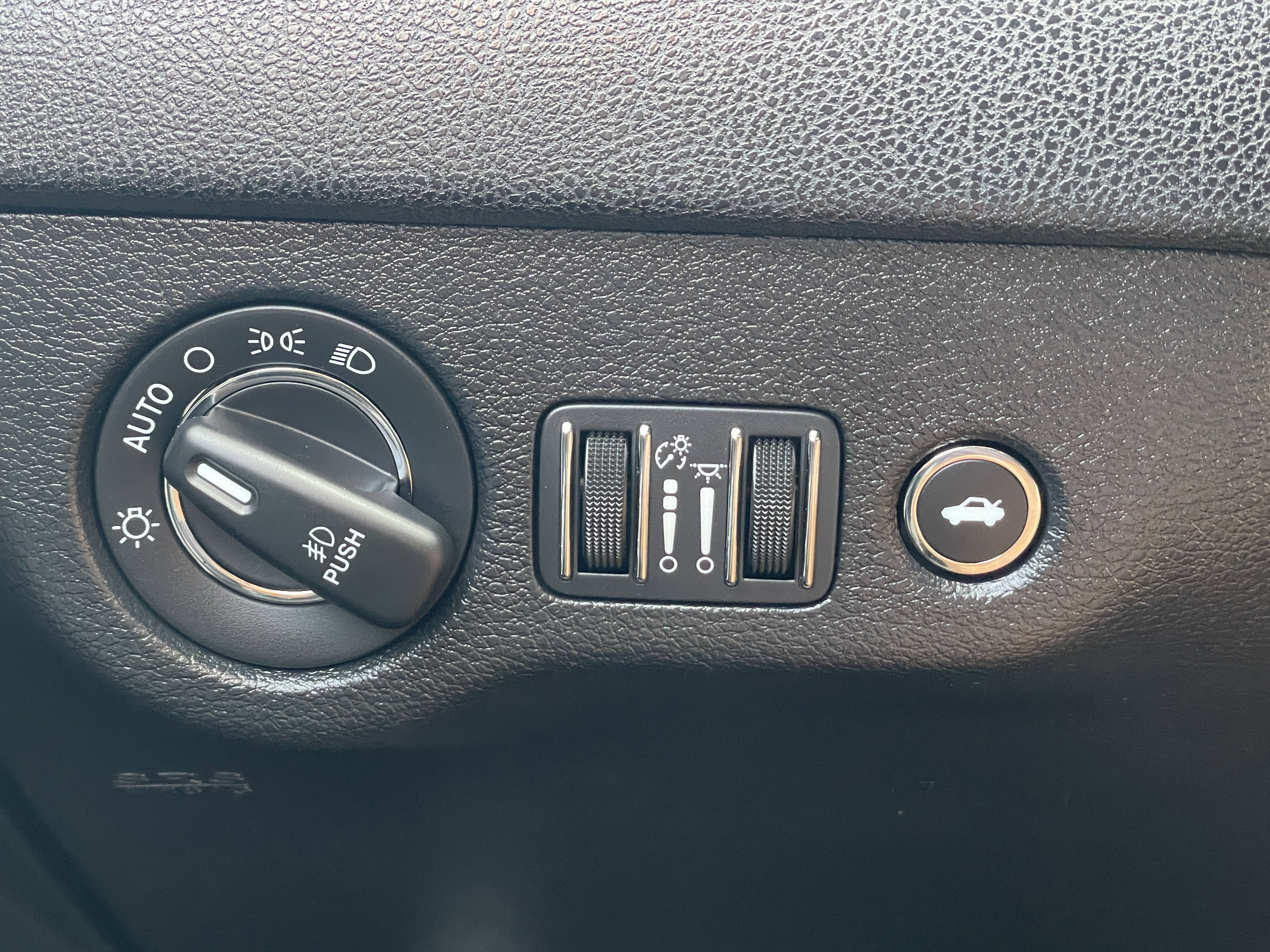 2022 Chrysler 300 Touring L