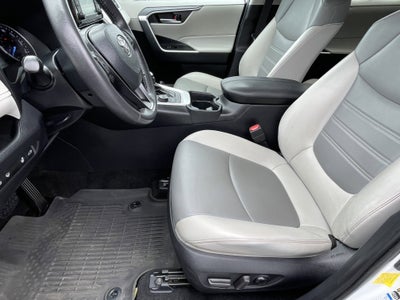 2021 Toyota RAV4 Hybrid XLE Premium