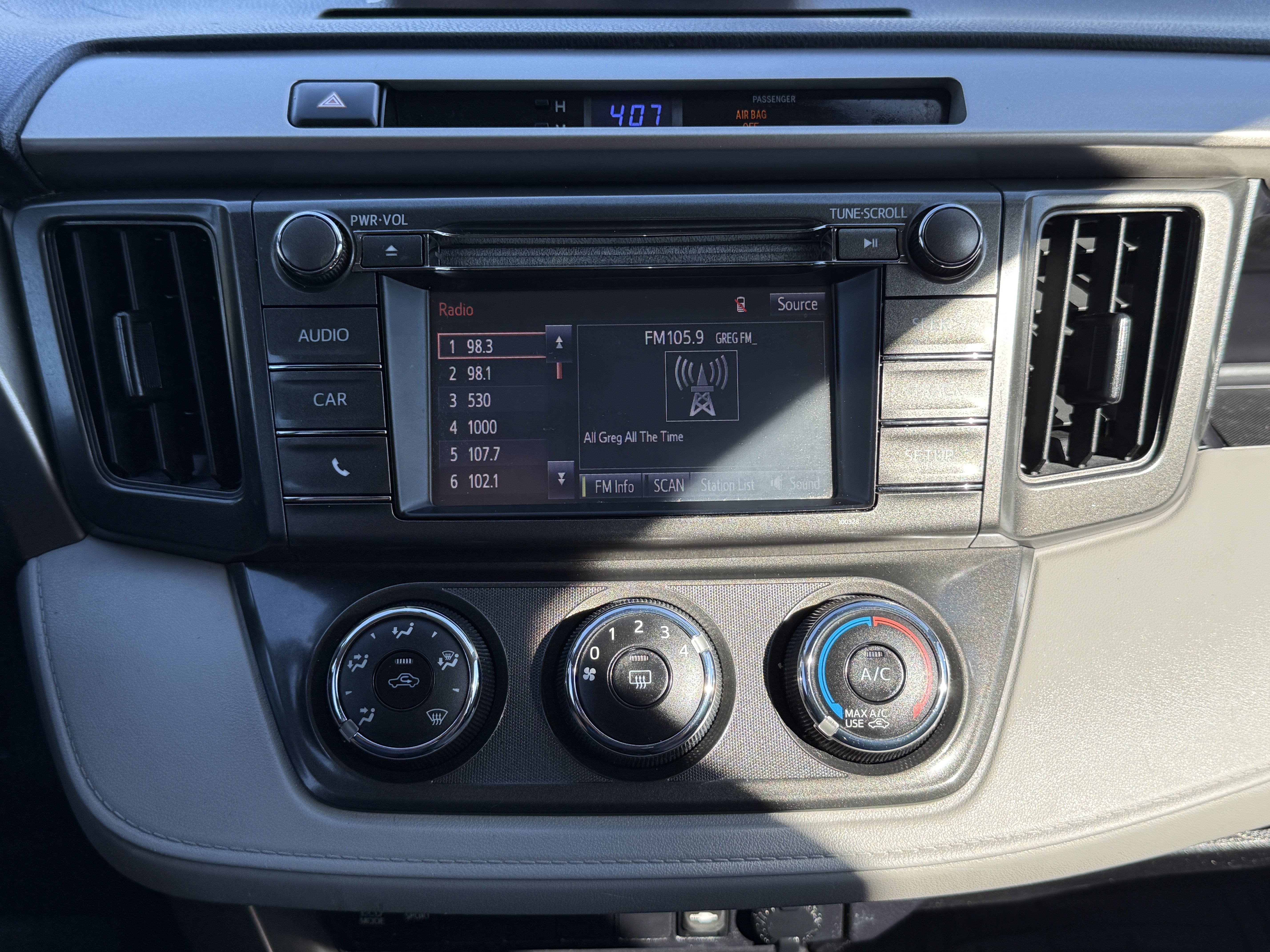 2015 Toyota RAV4 LE