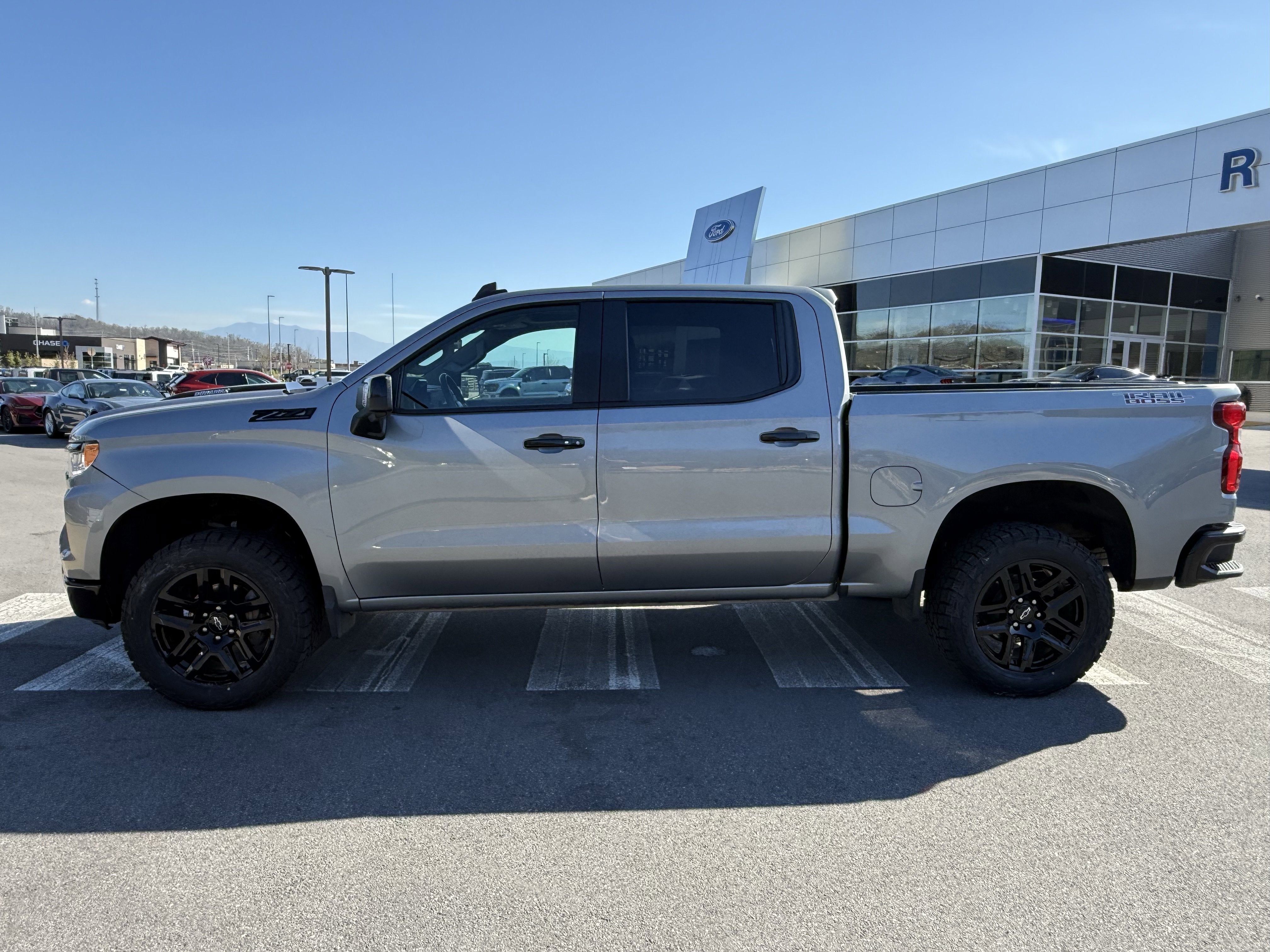 2024 Chevrolet Silverado 1500 LT Trail Boss