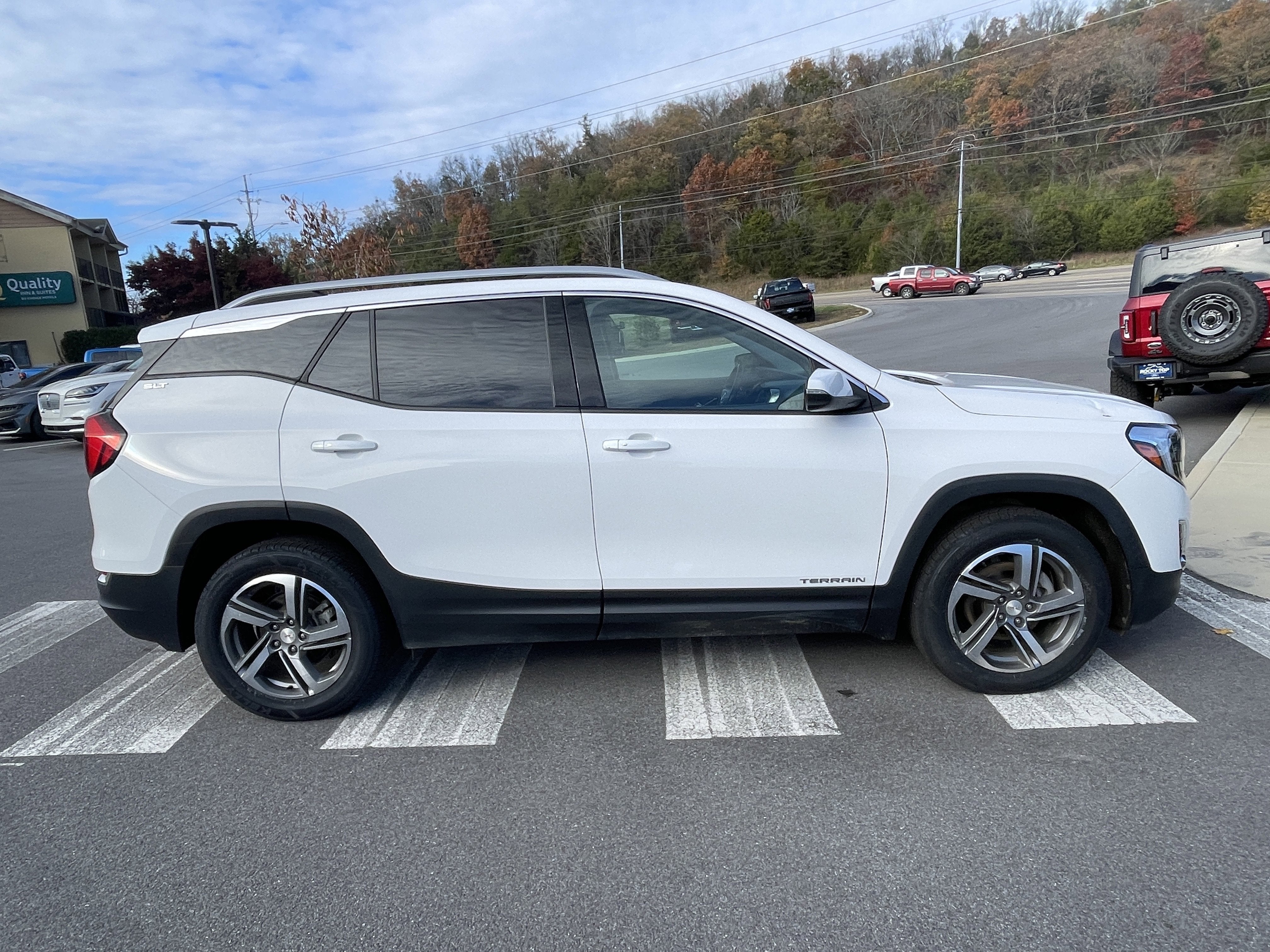 2021 GMC Terrain SLT