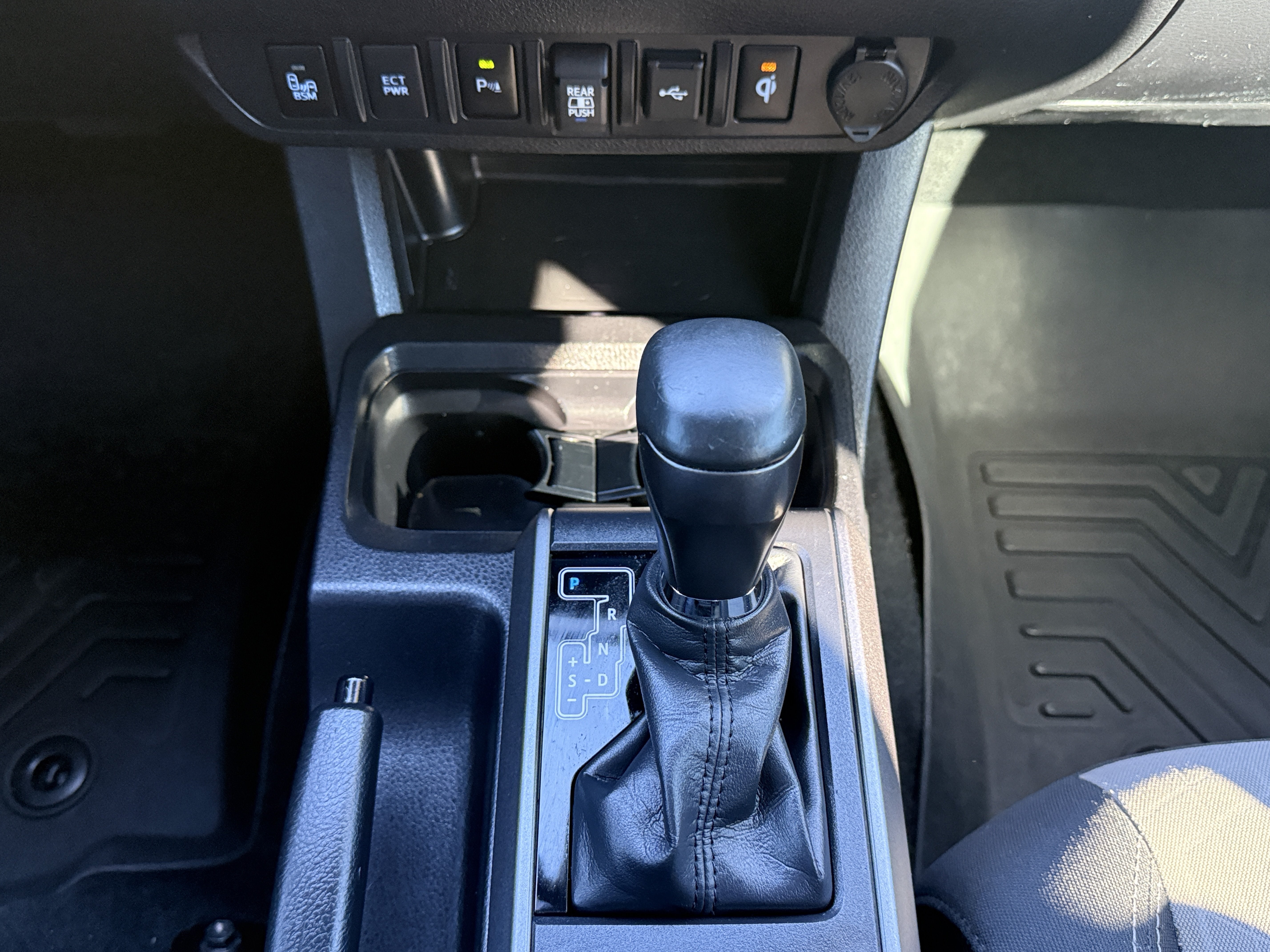 2022 Toyota Tacoma 4WD TRD Sport