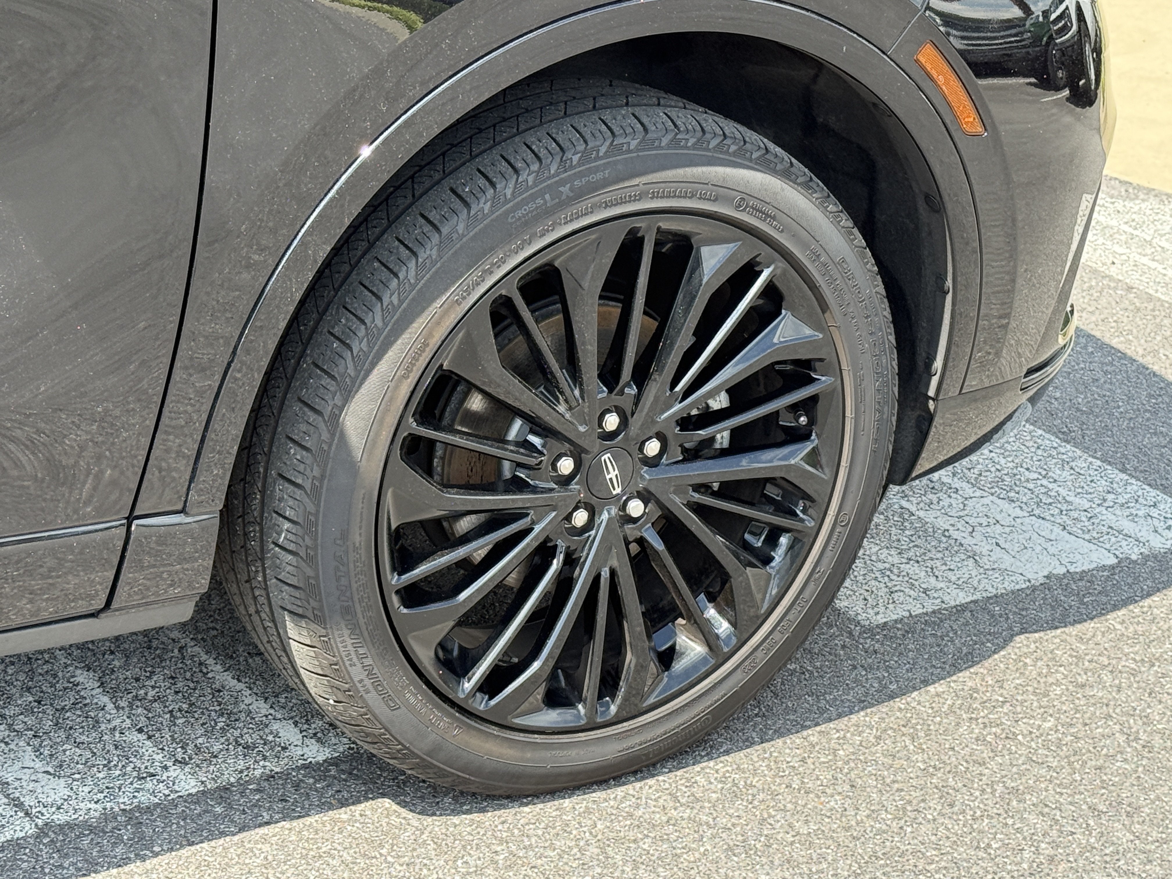 2023 Lincoln Corsair Standard
