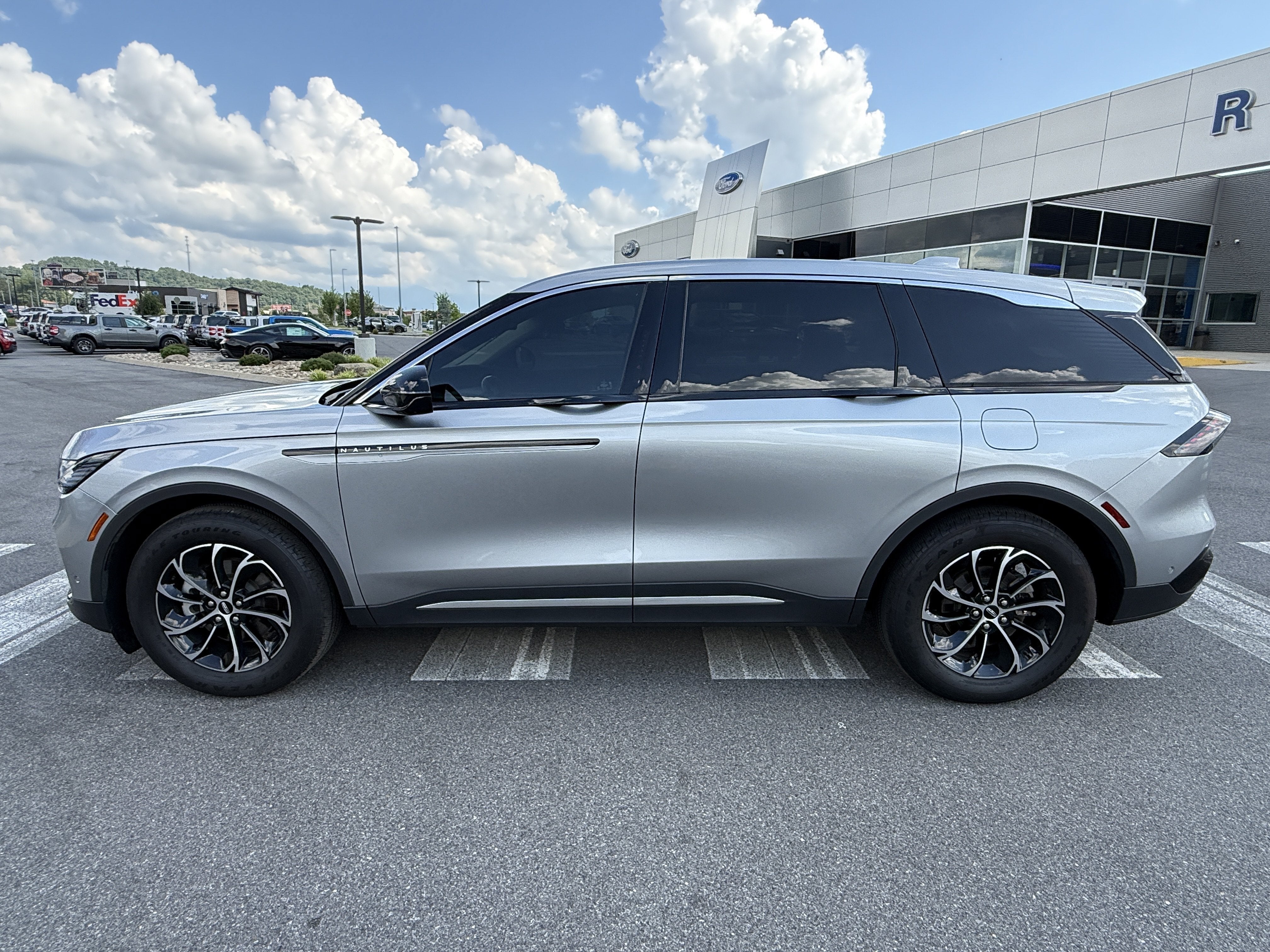 2024 Lincoln Nautilus Premiere