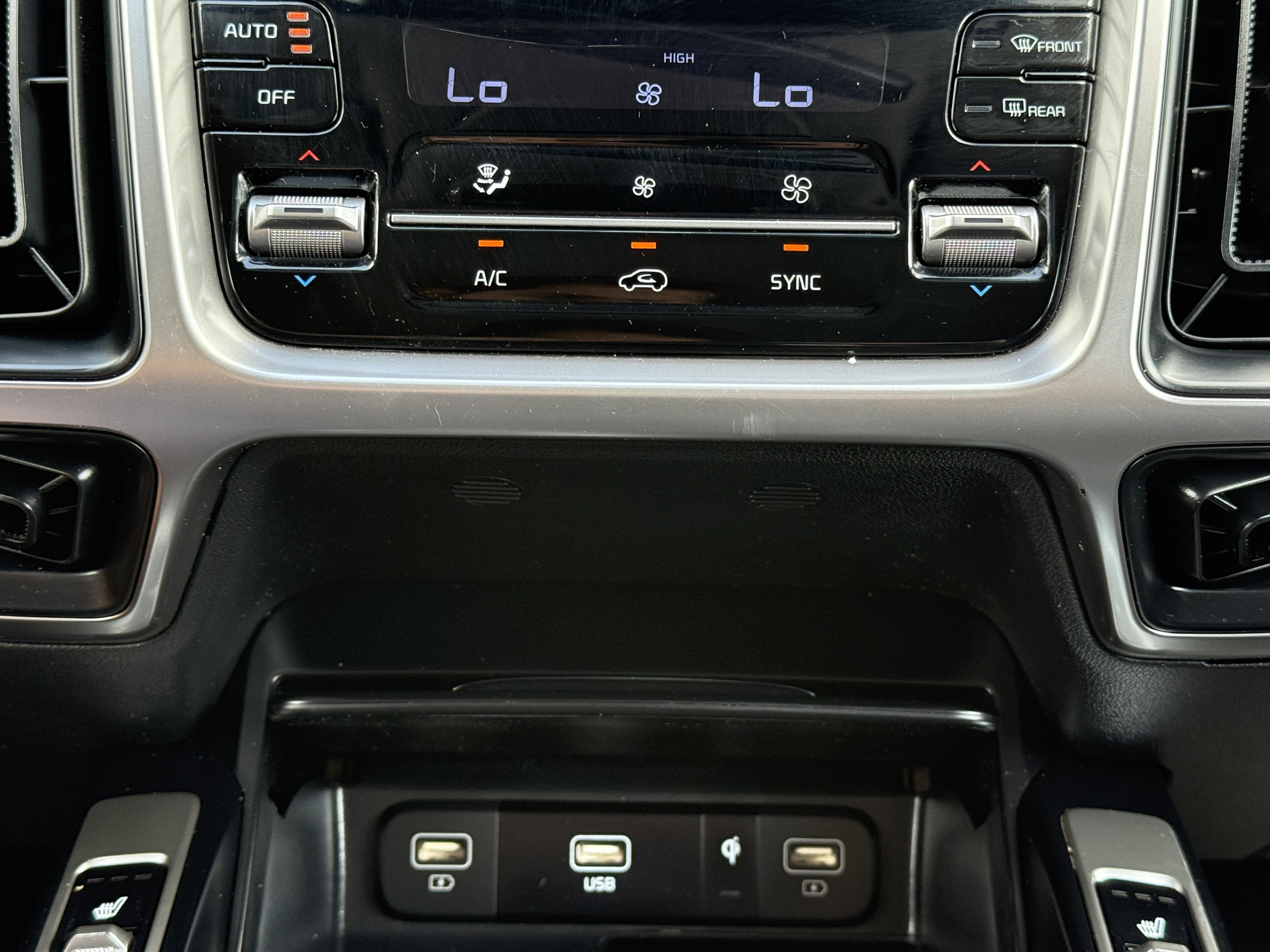 2023 Kia Sorento S