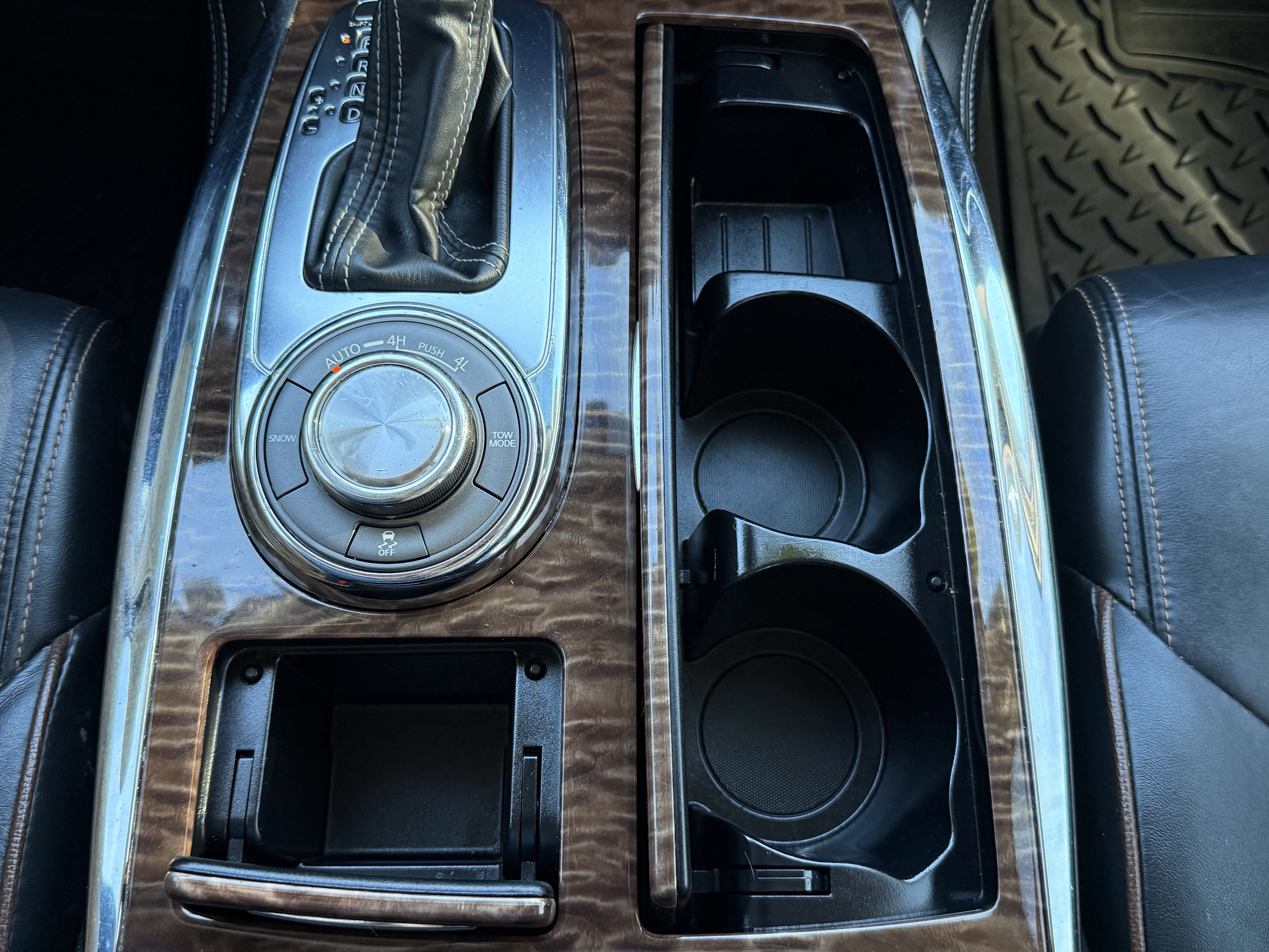 2019 Nissan Armada Platinum