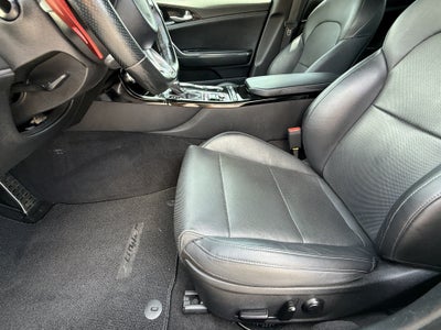 2023 Kia Stinger GT-Line