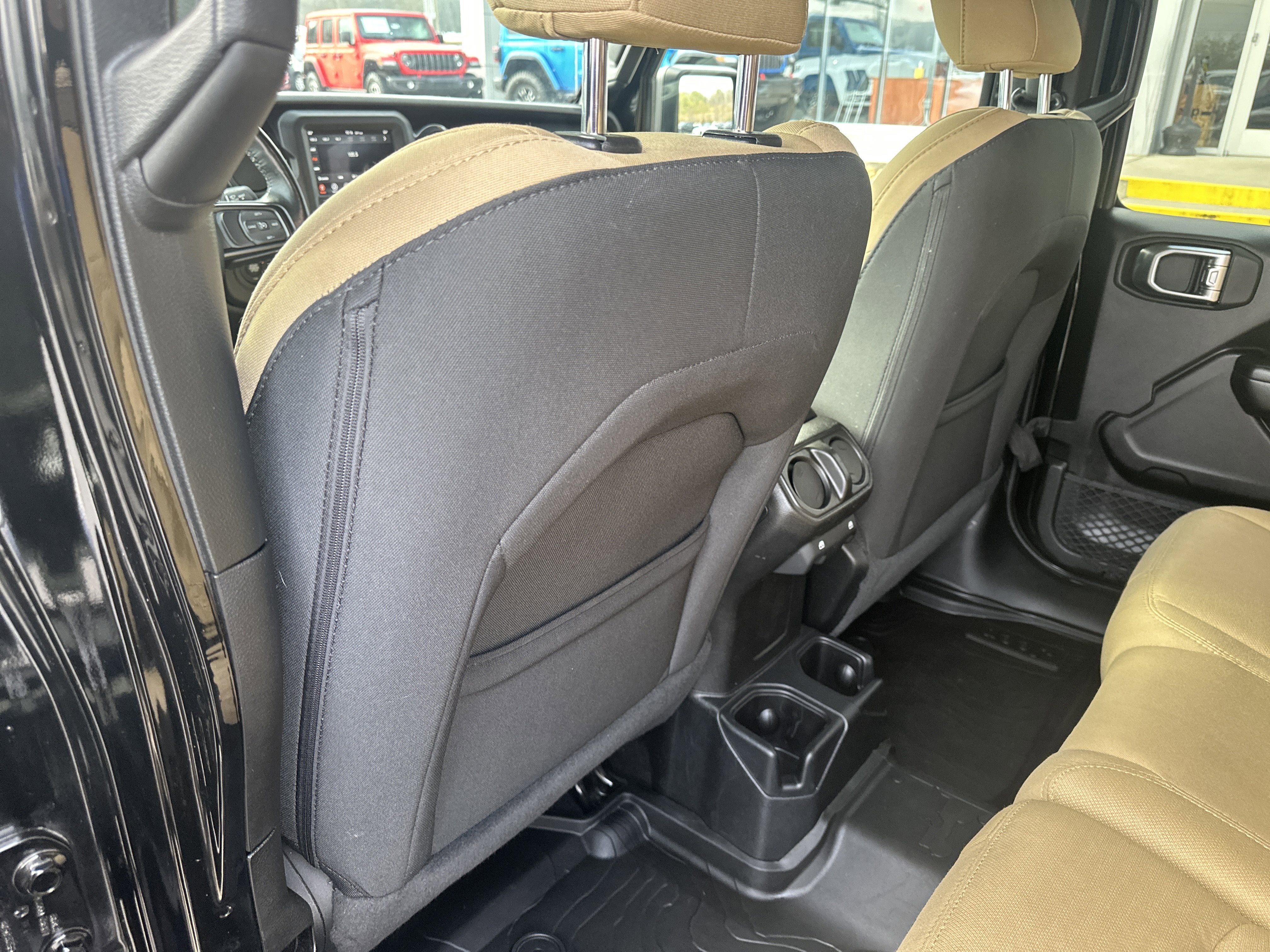 2020 Jeep Wrangler Unlimited Black and Tan 4X4