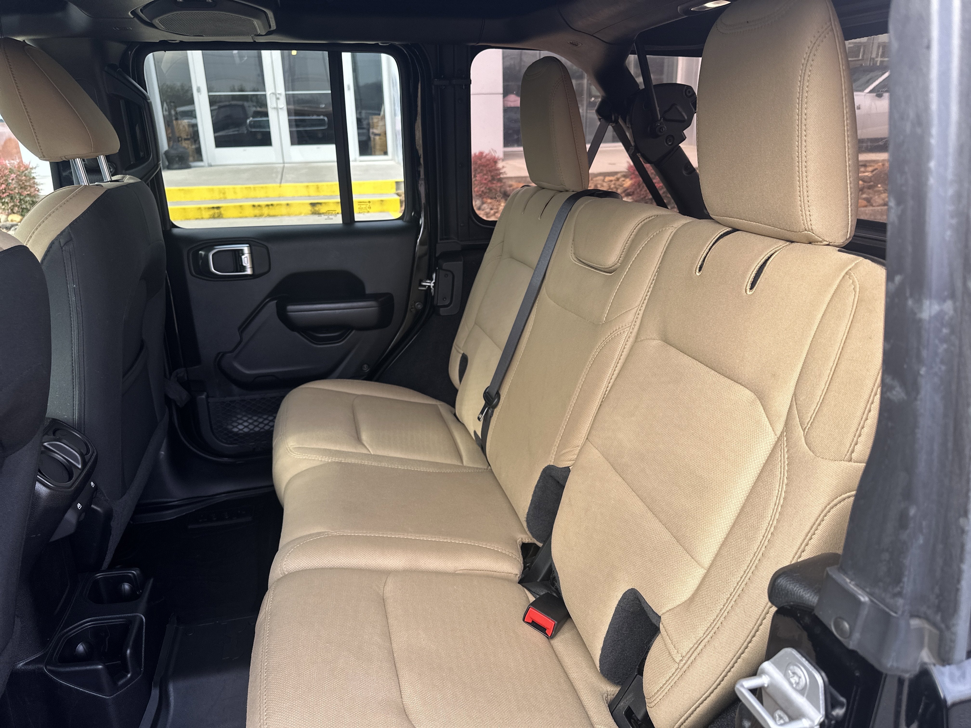 2020 Jeep Wrangler Unlimited Black and Tan 4X4