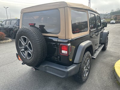 2020 Jeep Wrangler Unlimited Black and Tan 4X4