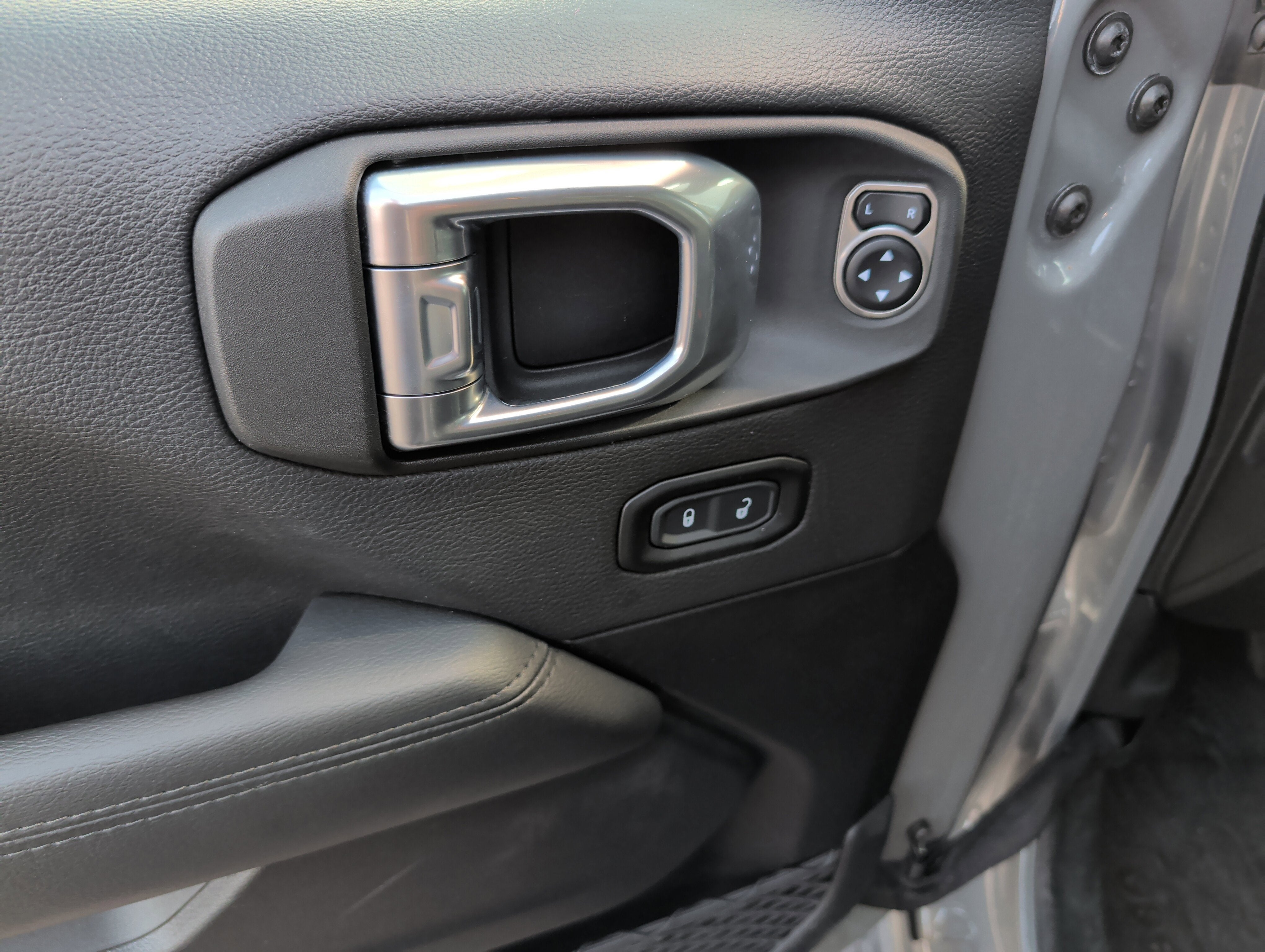 2021 Jeep Wrangler Unlimited Sahara Altitude 4x4