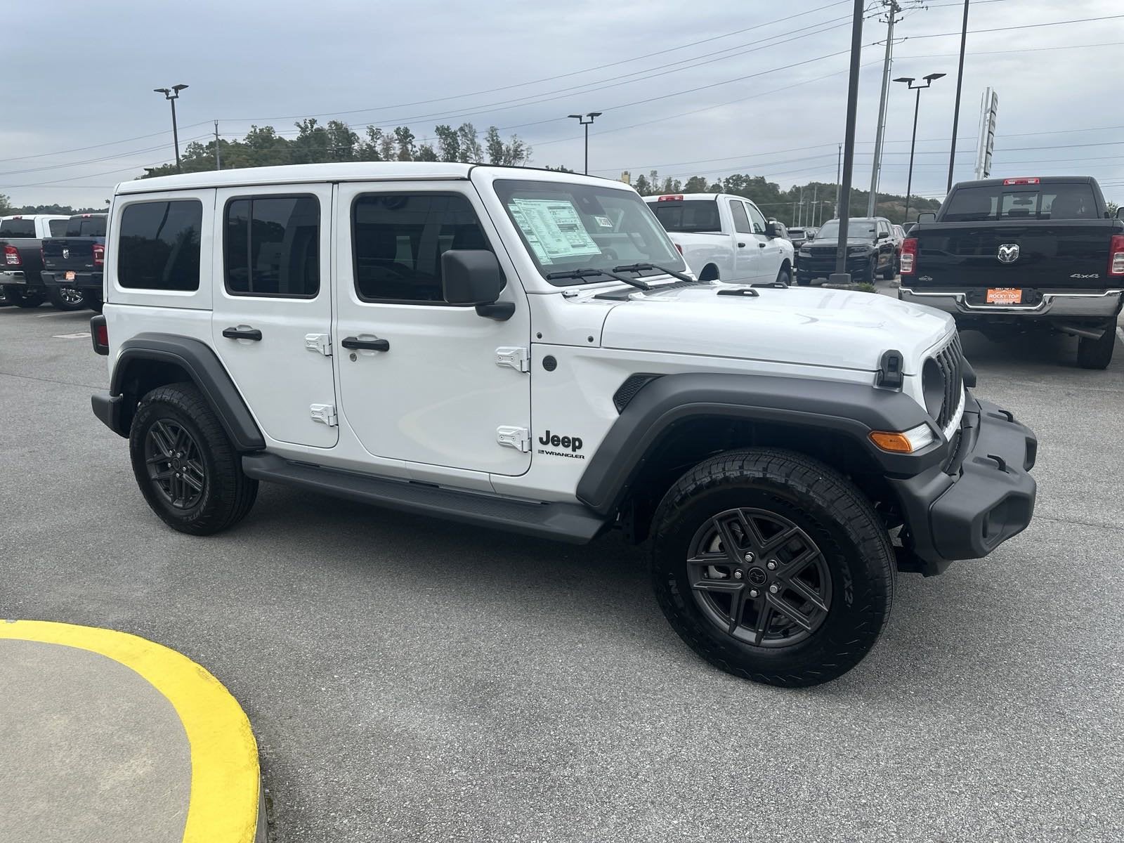 2024 Jeep Wrangler WRANGLER 4-DOOR SPORT S