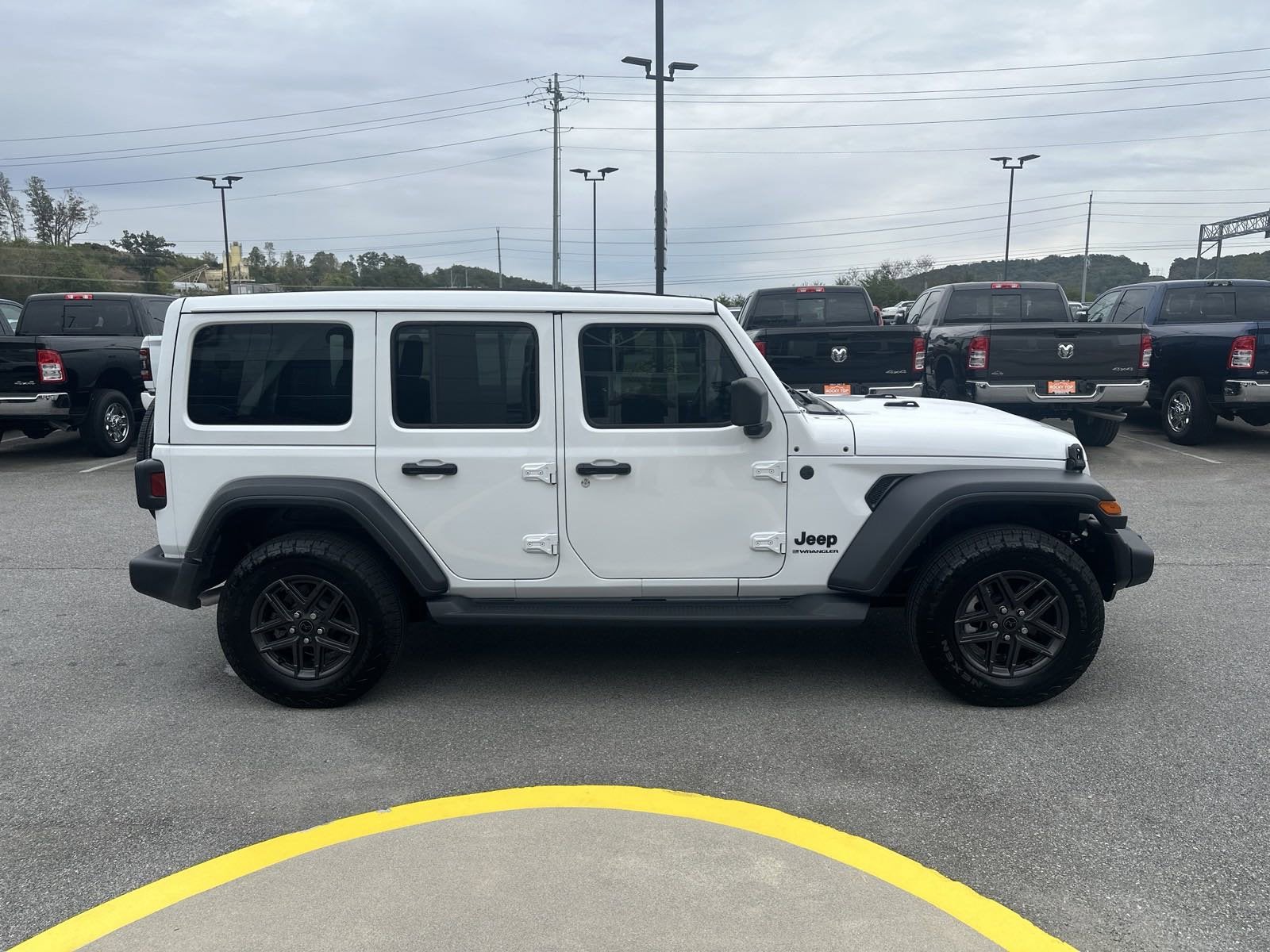 2024 Jeep Wrangler WRANGLER 4-DOOR SPORT S