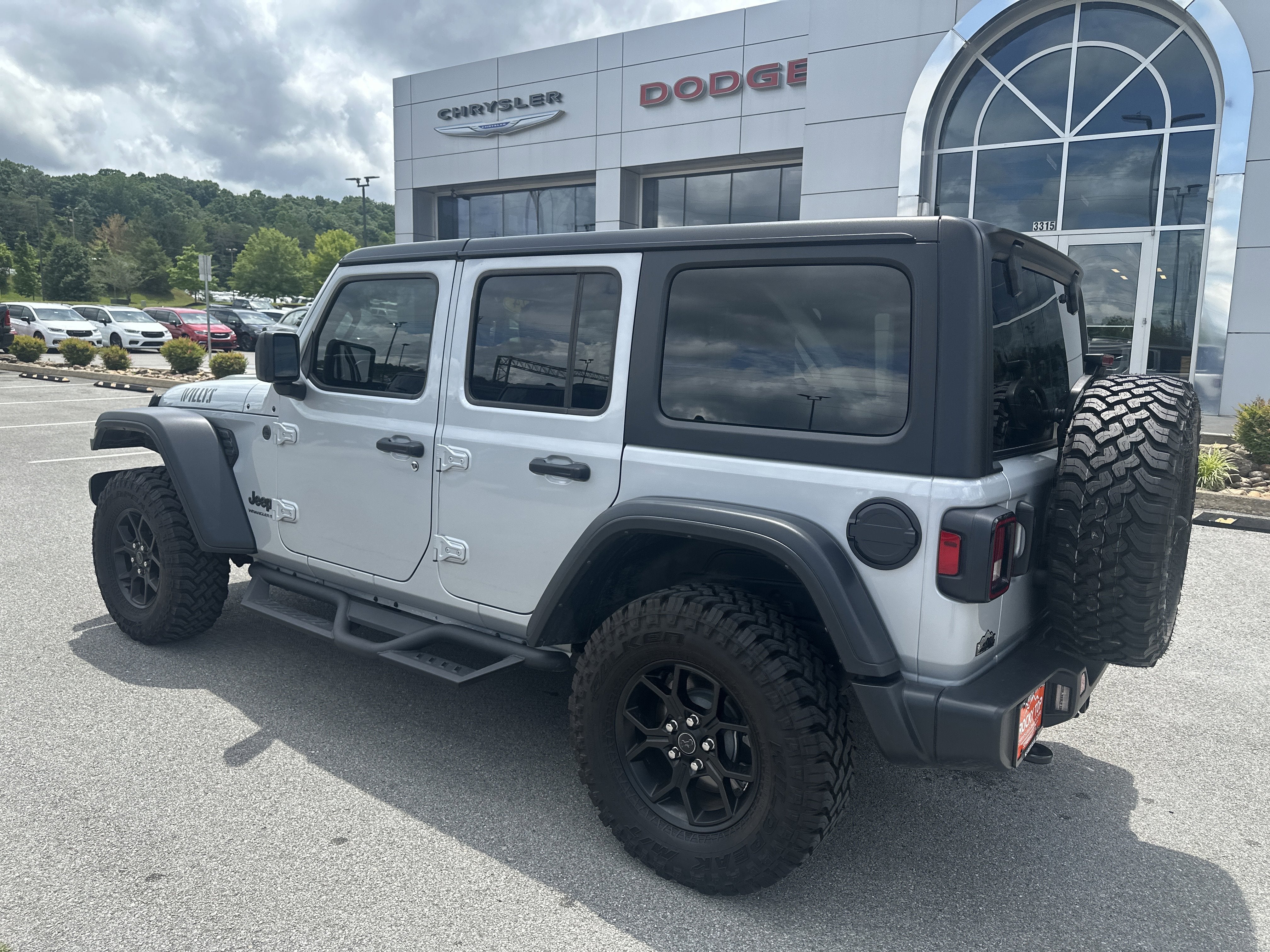 2024 Jeep Wrangler 4-Door Willys 4x4