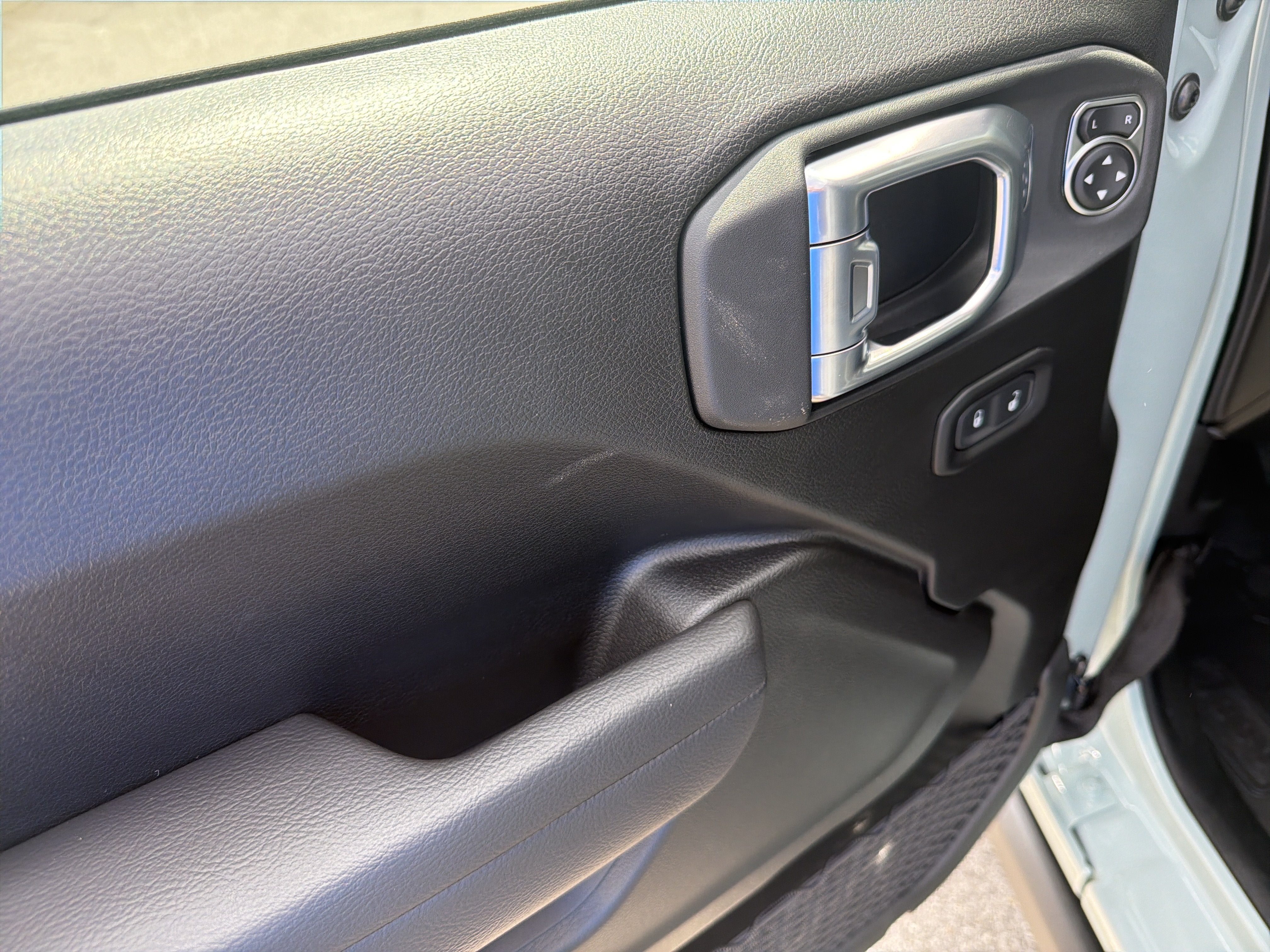 2027 Jeep Wrangler WRANGLER 4-DOOR WILLYS