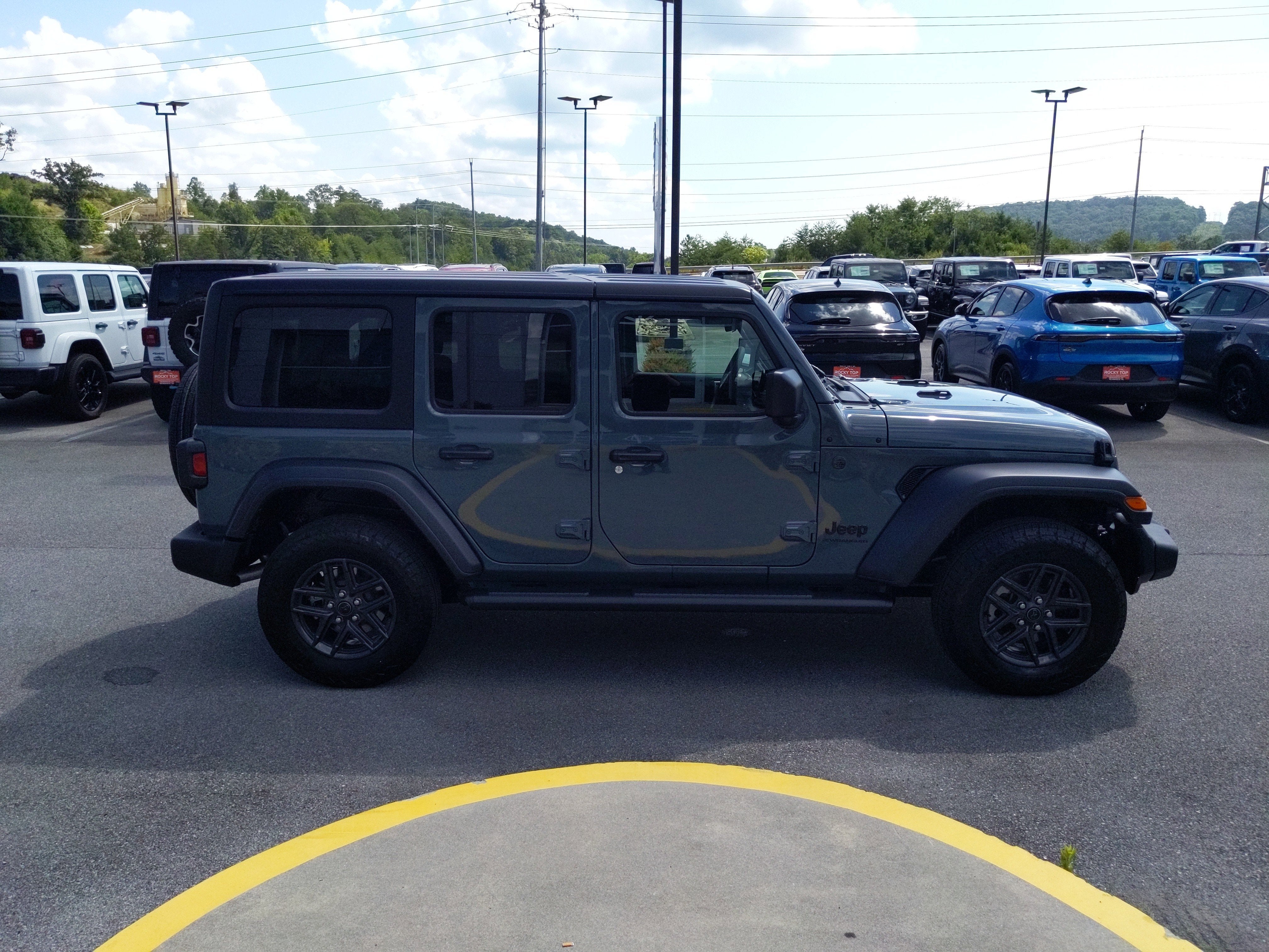 2025 Jeep Wrangler WRANGLER 4-DOOR SPORT S