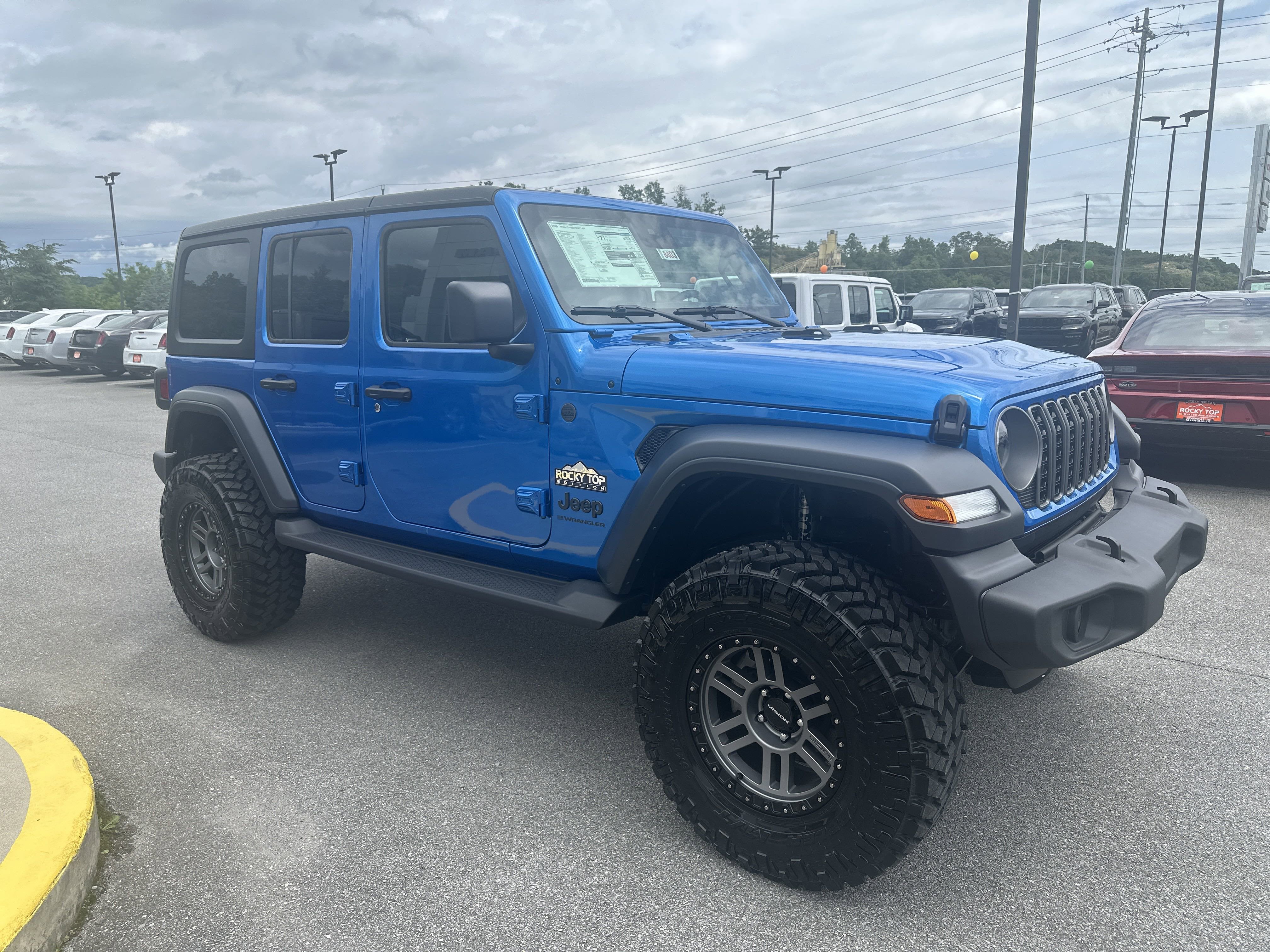 2025 Jeep Wrangler WRANGLER 4-DOOR SPORT S