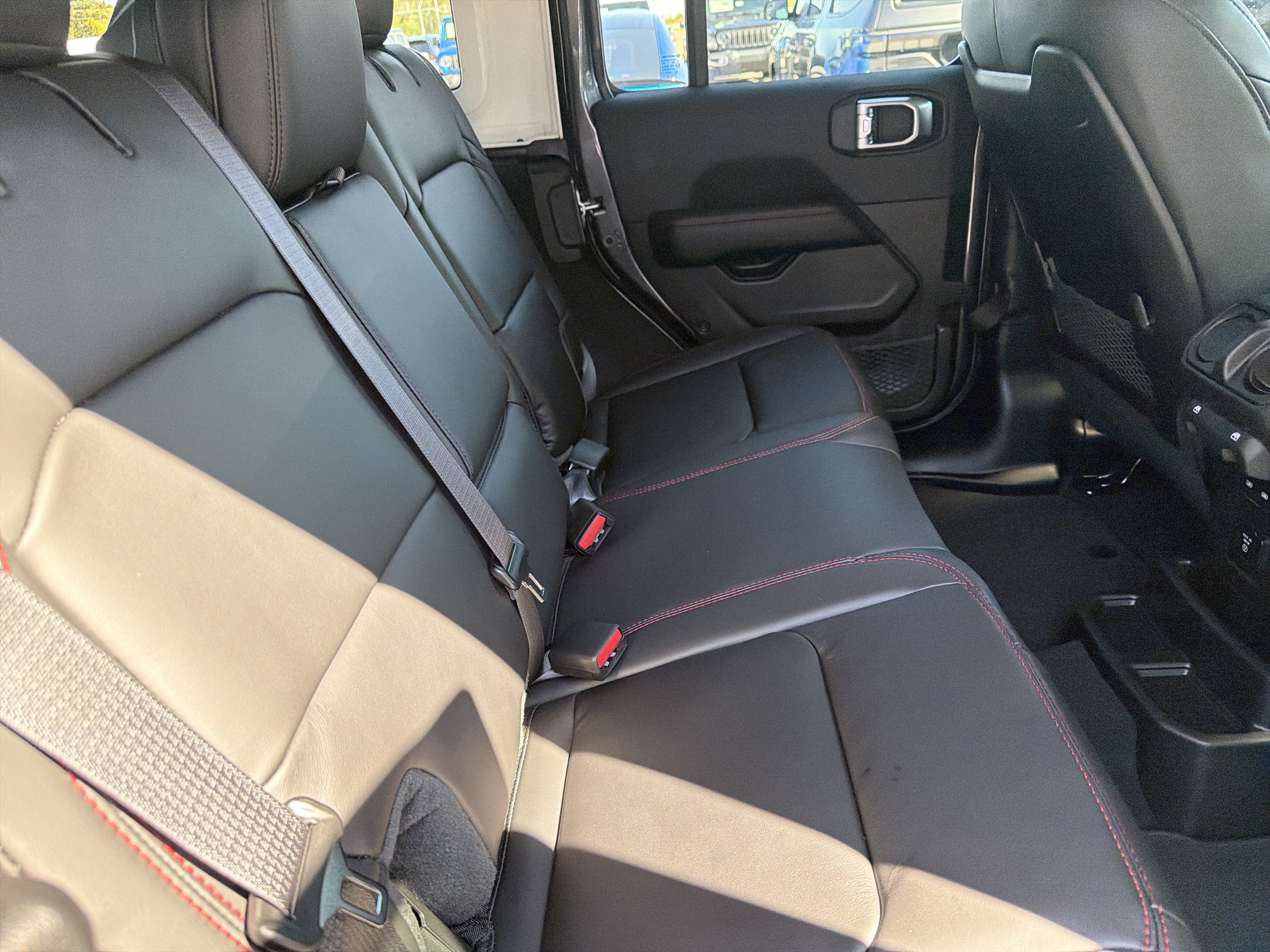 2027 Jeep Wrangler WRANGLER 4-DOOR RUBICON