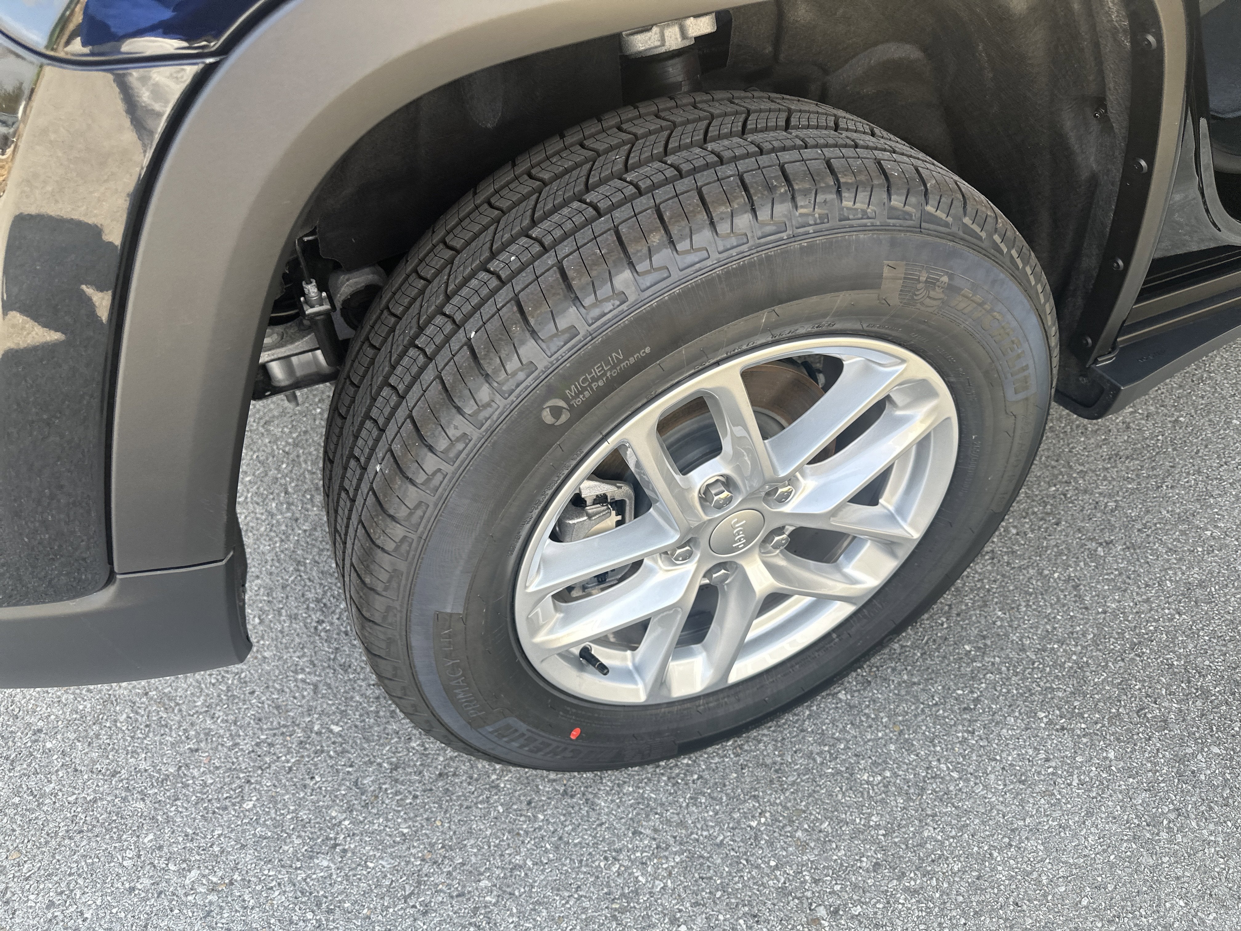 2026 Jeep Grand Cherokee GRAND CHEROKEE LAREDO X 4X4