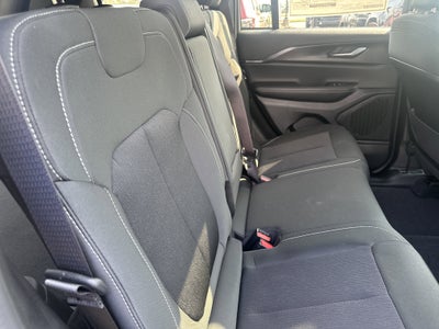 2026 Jeep Grand Cherokee GRAND CHEROKEE LAREDO X 4X4